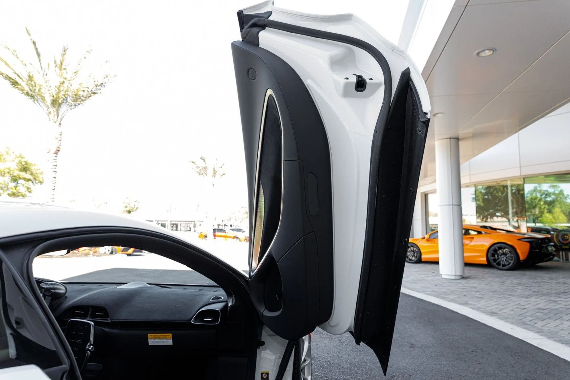 mph039_814052978_669_p40_l_b1c961c2e4