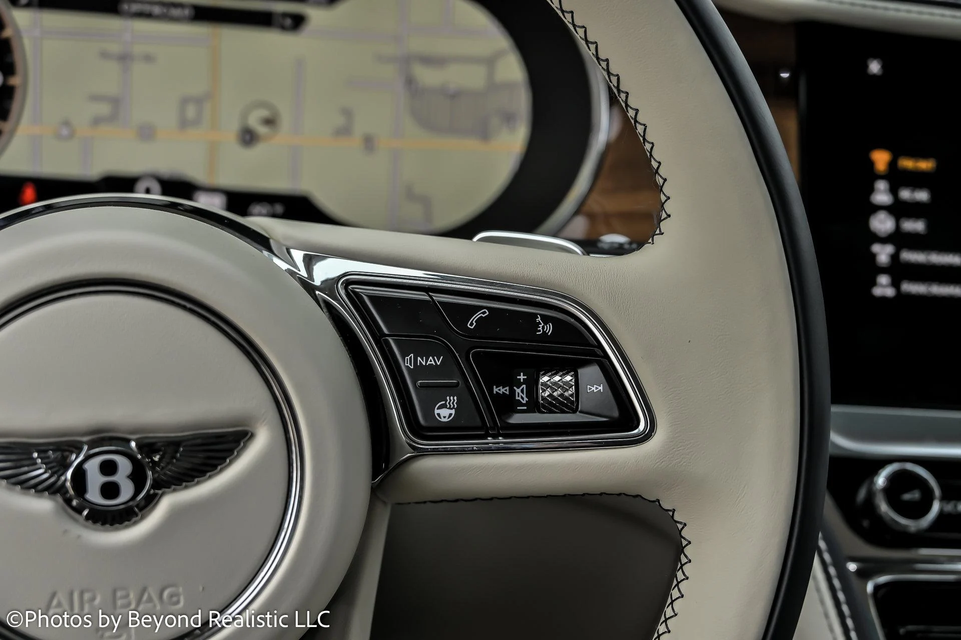 mph039_821578036_Used_2022_Bentley_Flying_Spur_W12_1761810952_6369d90035