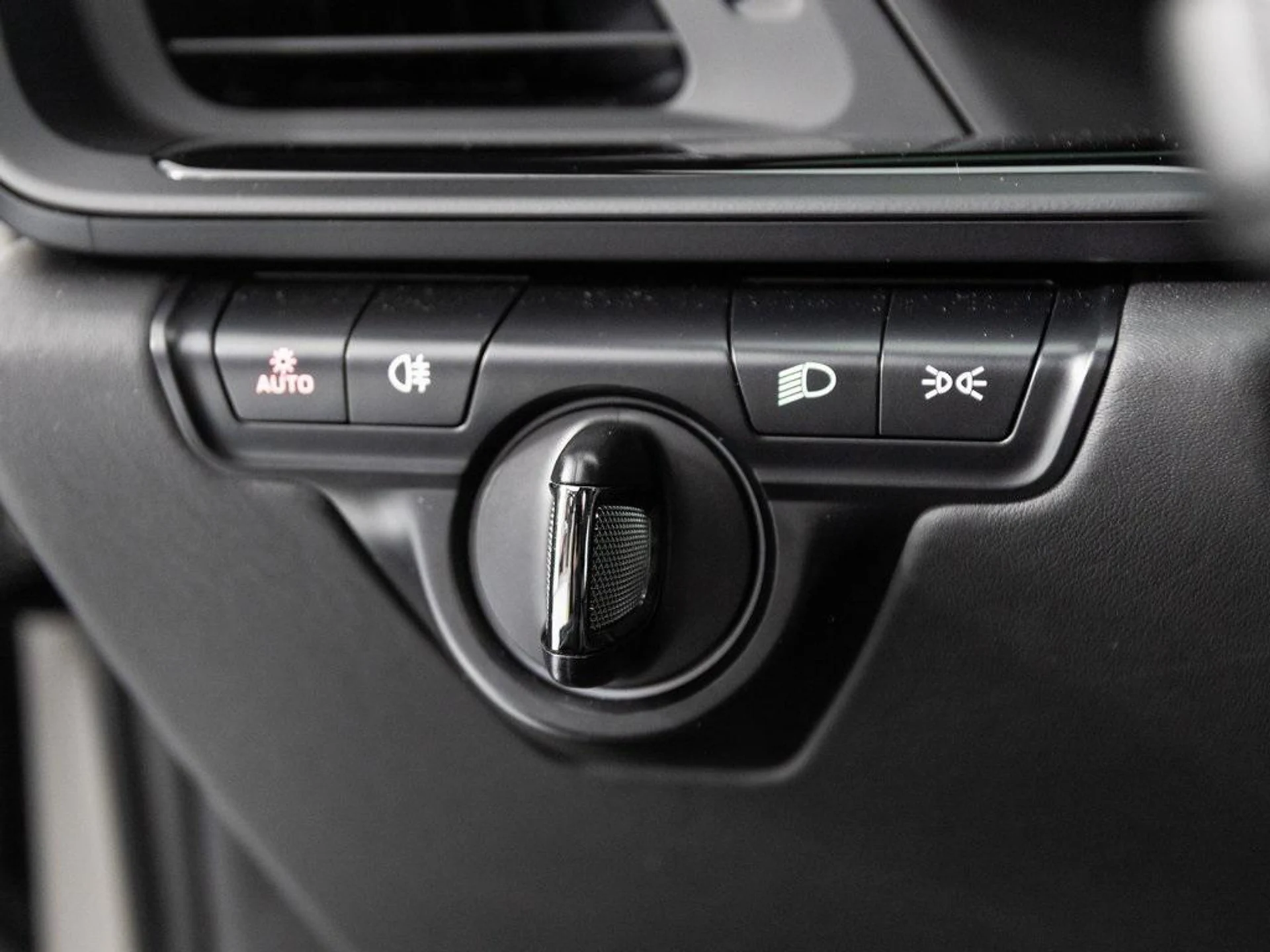 mph039_824010340_8av_G7na_B_Pc_Ie9imi_Oe_F_Igydd_Sf_I_33e7ee3d7a