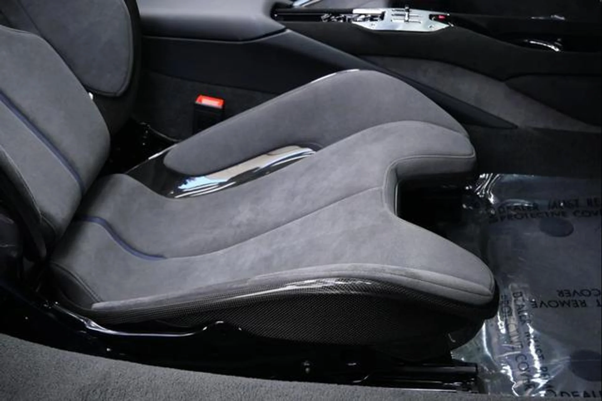 mph039_831634585_qz_D_R_Do_Q_Xn_4_M_Eym_VX_Ps_f_XJKDE_02d6f540c5