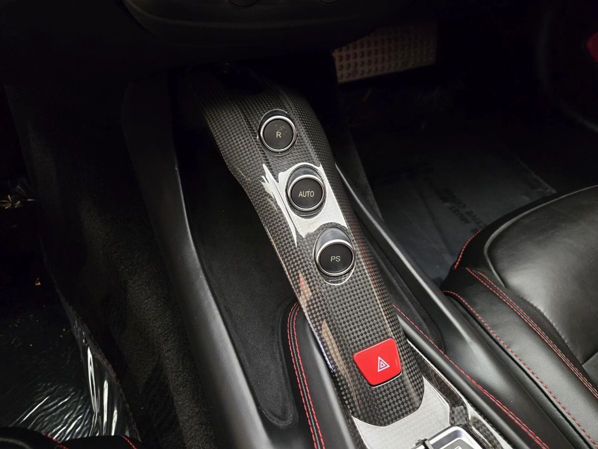 mph039_834505171_Used_2016_Ferrari_F12_Berlinetta_1760770866_63bfd9e2eb