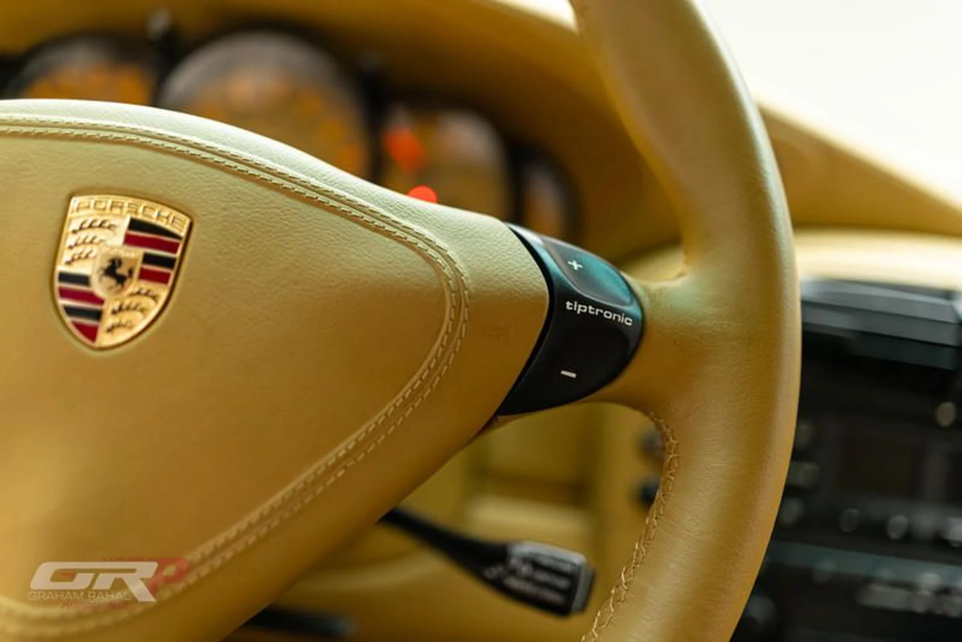 mph039_841966914_8198_E3_C8_B229_4796_BFCB_617473621_F1_C_7a9859be12