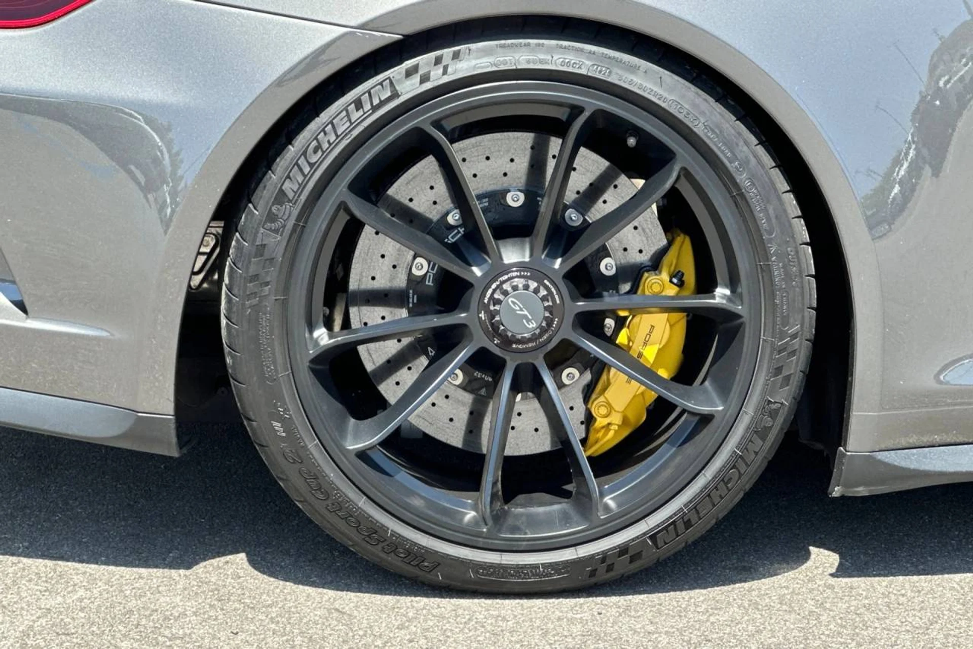 mph039_842578422_1280_03a251f705