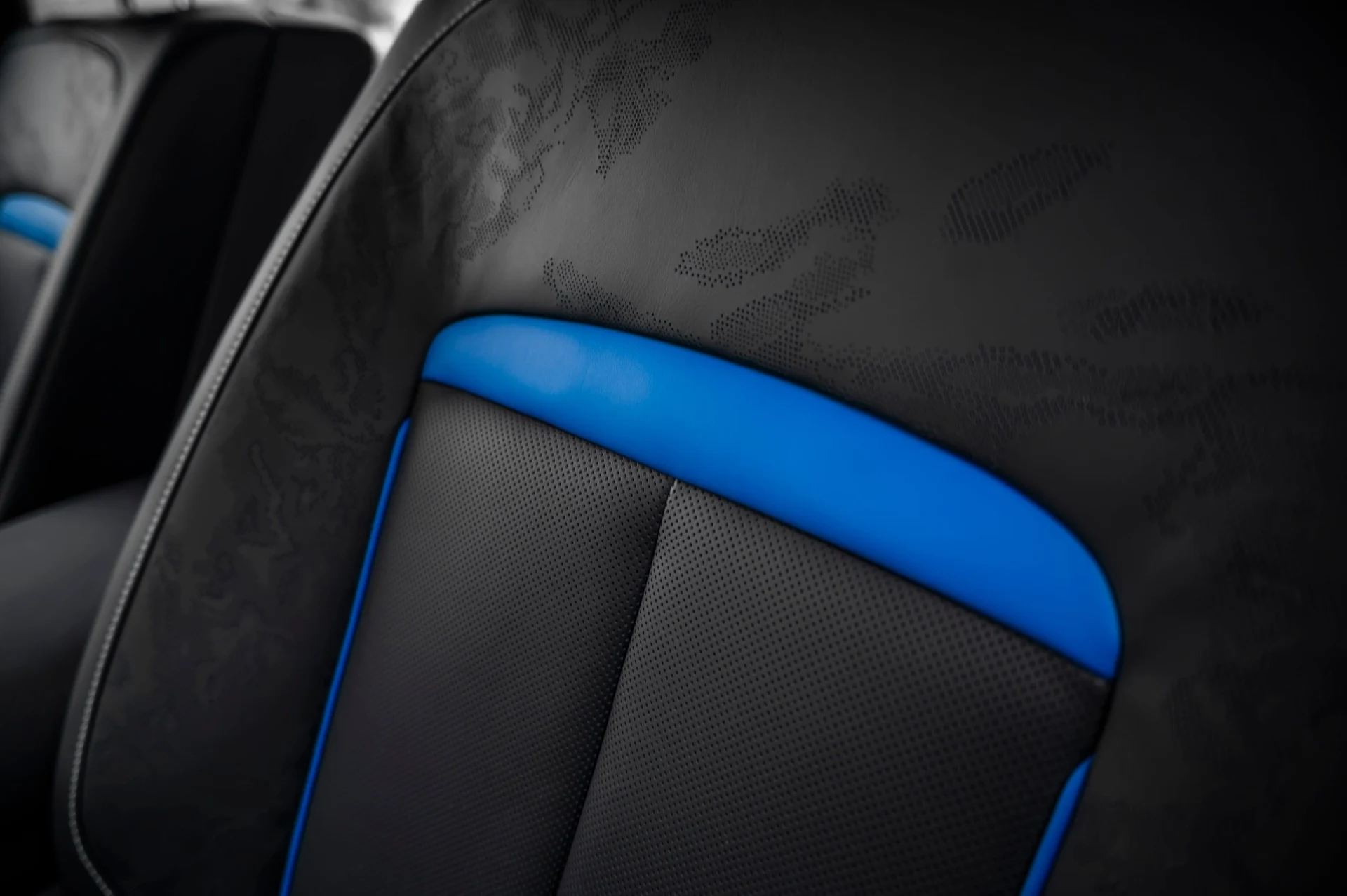 mph039_842734750_c9b819e0e24c443293fbaeca1806fefa_ed77624fe1