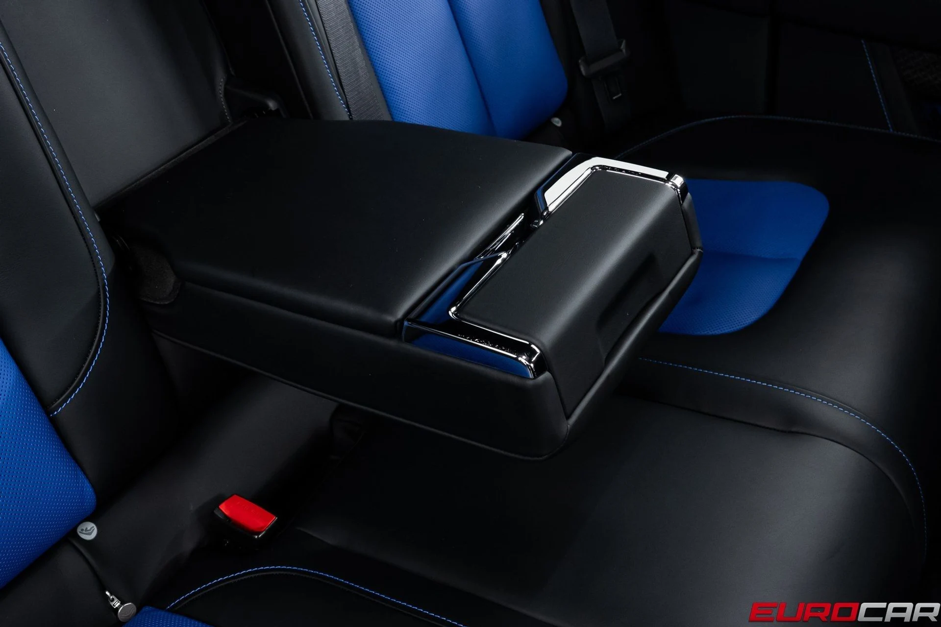 mph039_855640786_image_40_fc00d714de