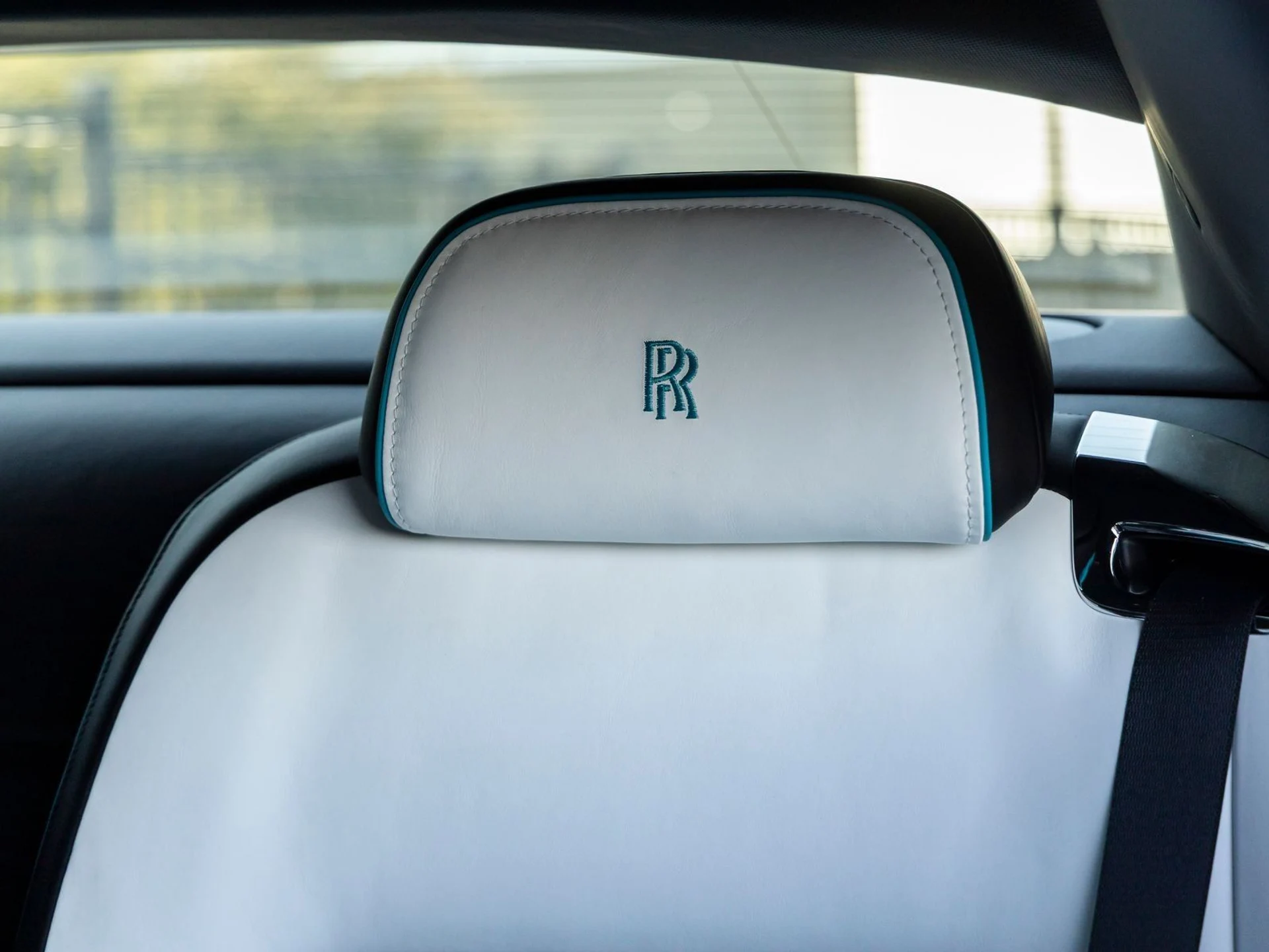 mph039_865542047_40_371707345e