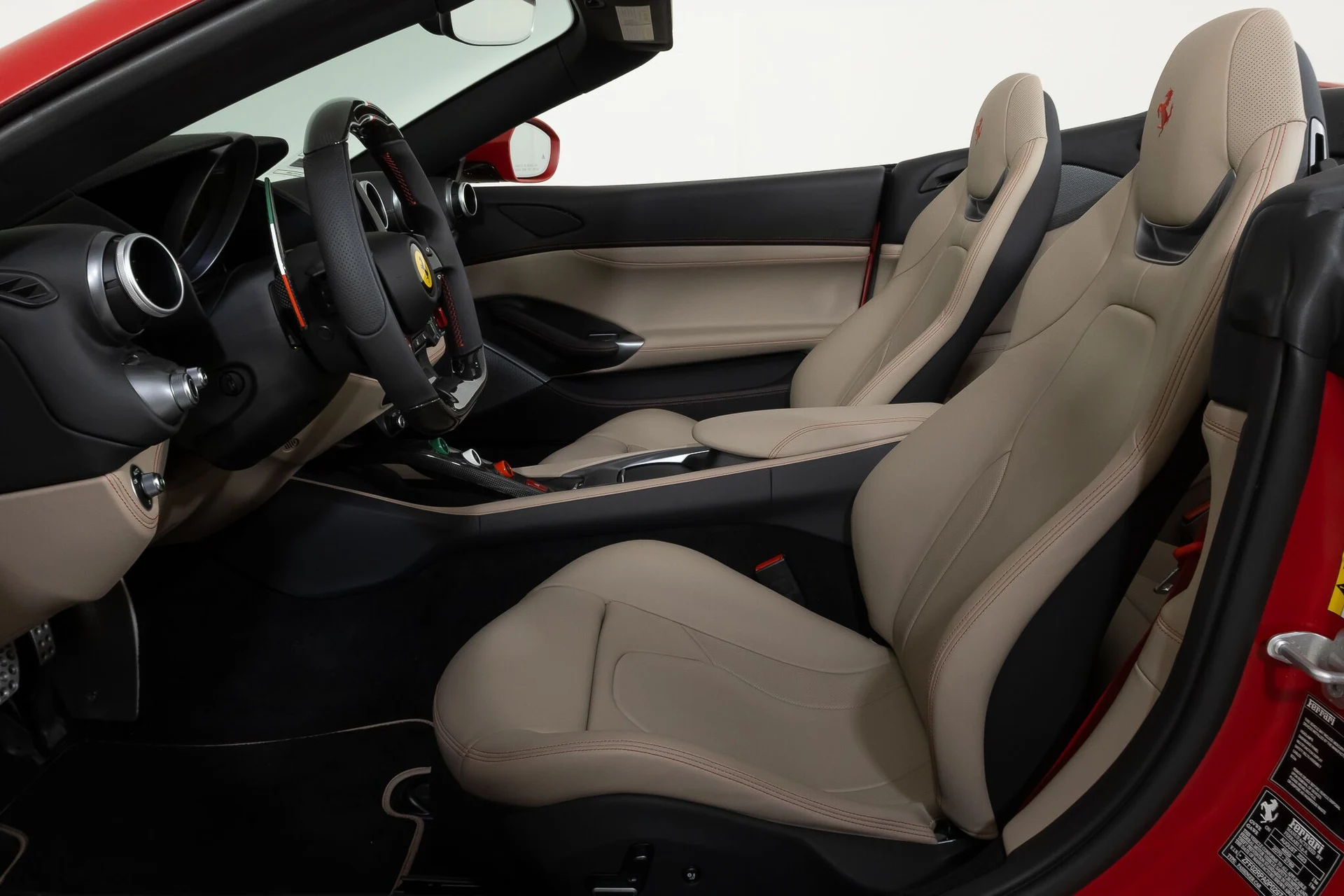 mph039_870451536_73c959cc235049bb5d0f57da440716b4_740d745dfd