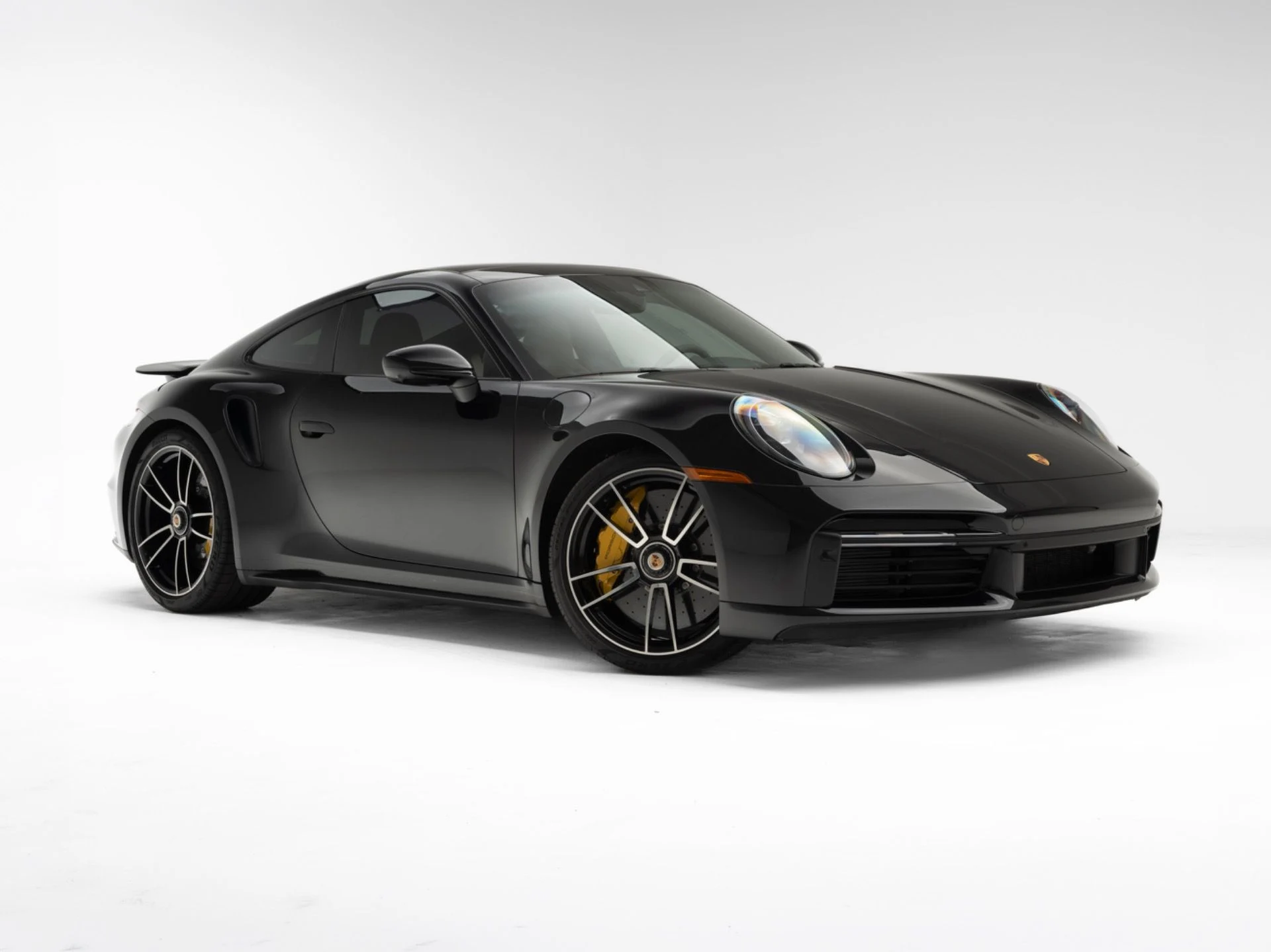 mph039_88034335_Used_2025_Porsche_911_Turbo_S_1780412801_0291c72776