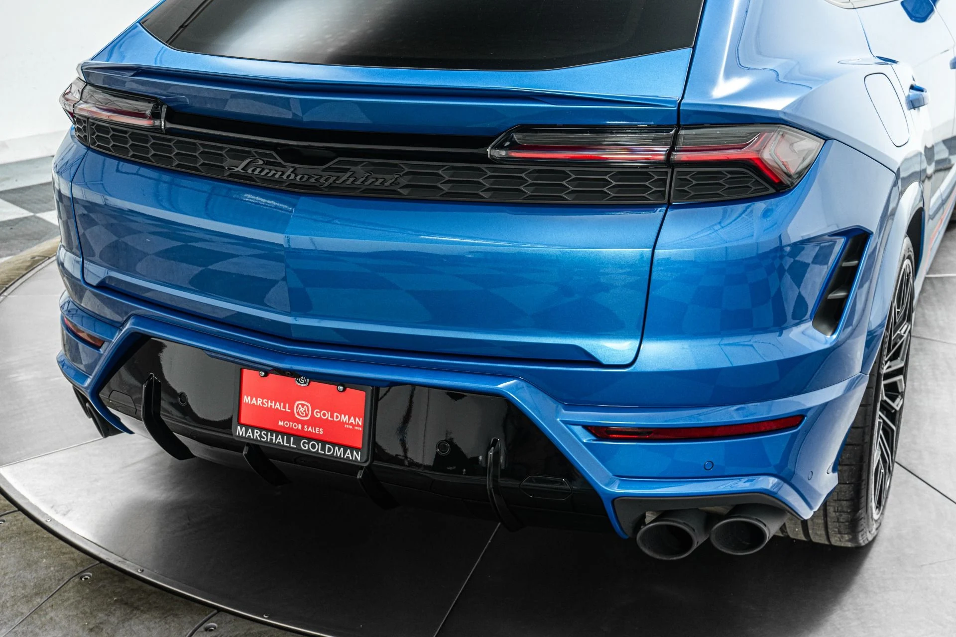 mph039_90260559_Used_2025_Lamborghini_Urus_SE_Bang_and_Olufsen_Audio_Two_Tone_Interior_789_Horsepower_1773150487_04d257feb9