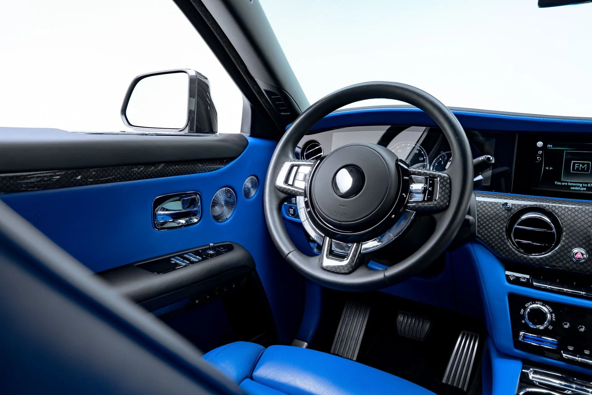 mph039_908343149_Used_2023_Rolls_Royce_Black_Badge_Ghost_1776470002_89ec5079fa