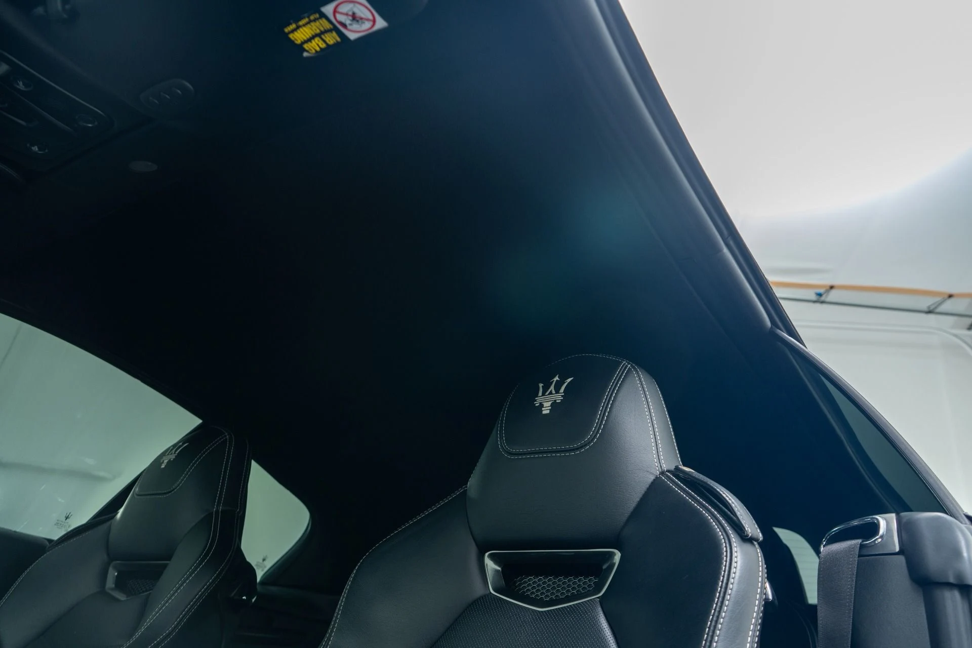 mph039_913686957_Used_2014_Maserati_Gran_Turismo_Convertible_MC_Special_Order_Paint_Sport_Exhaust_1776271961_e589b8c07b