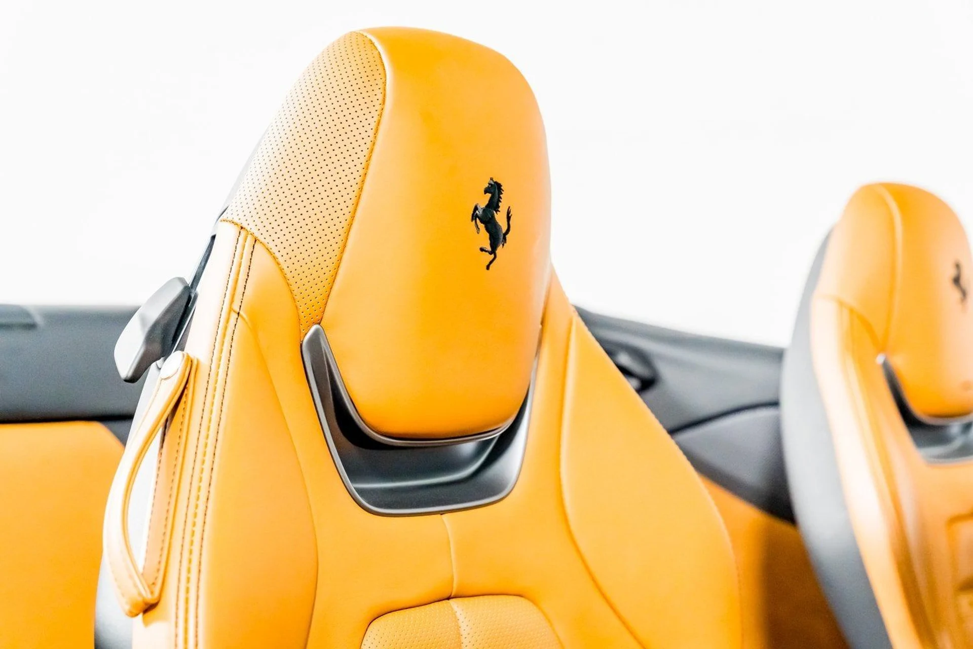 mph039_91575508_8c406983e79b4806aec4f7e369bd7519_68debf9cdb