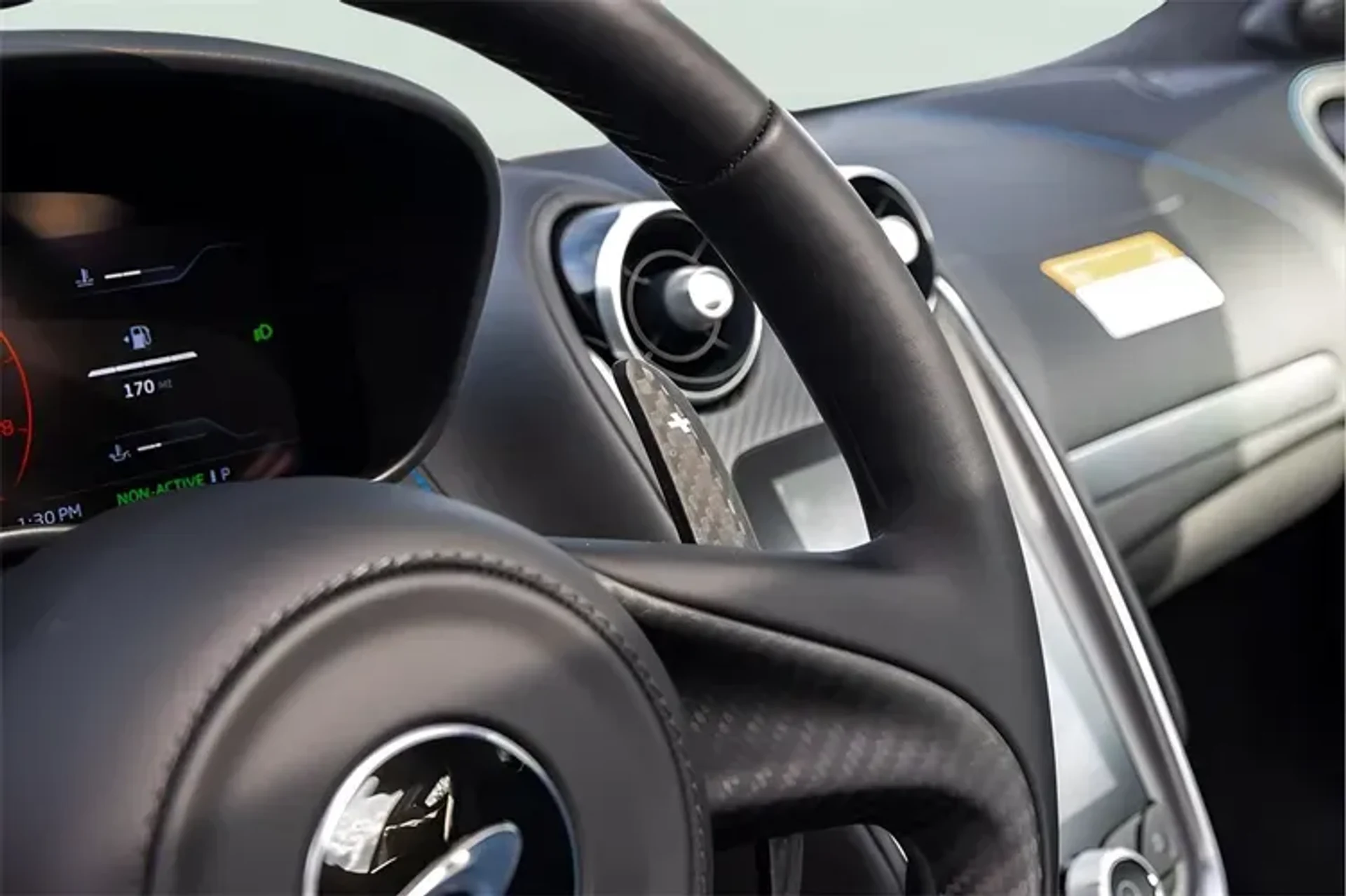 mph039_916007586_QO_6u_Cfw51f_Bvyv_T8_med_9832c3715d