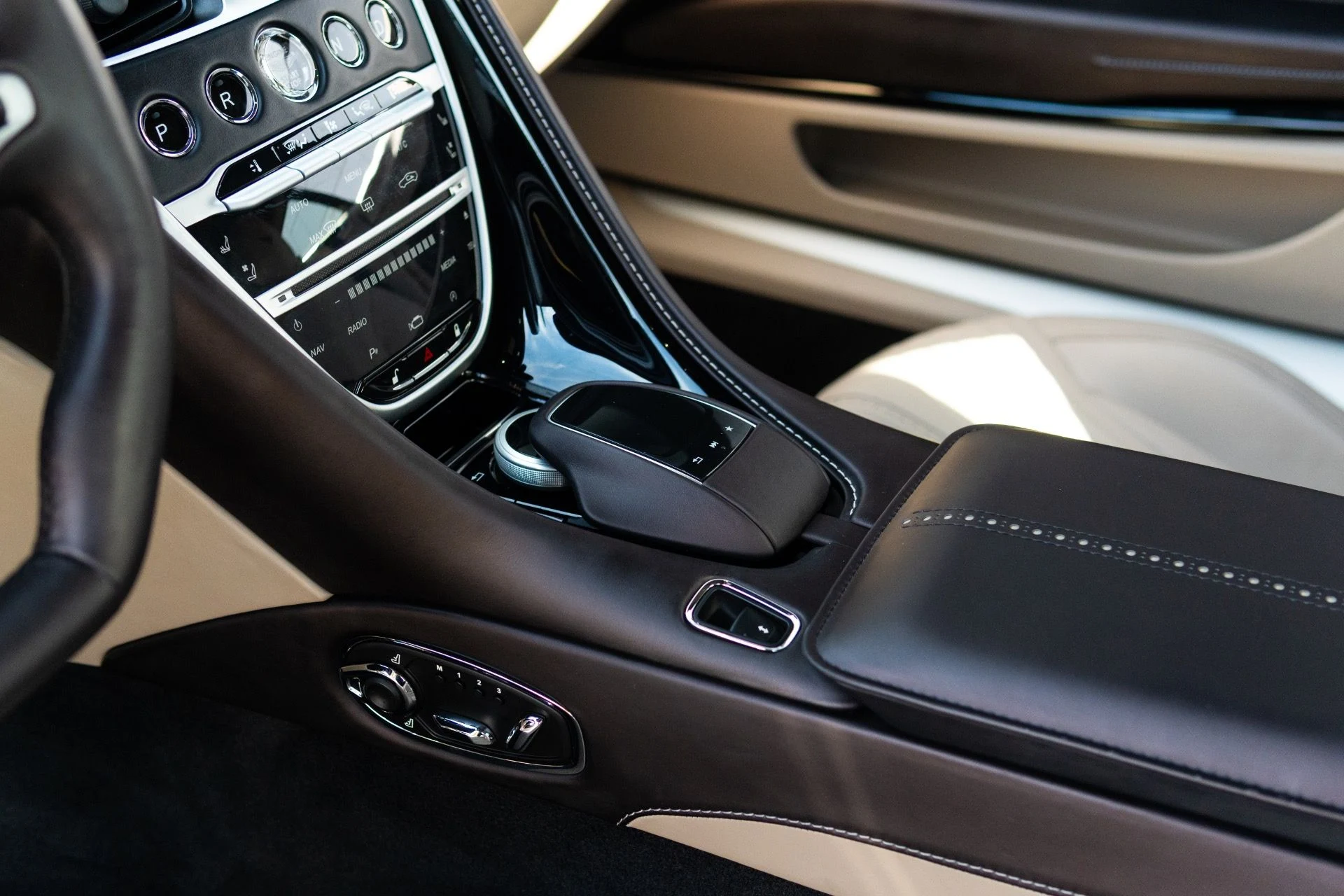 mph039_924593774_Used_2023_Aston_Martin_DB_11_V8_1765580220_5c1d0584bb