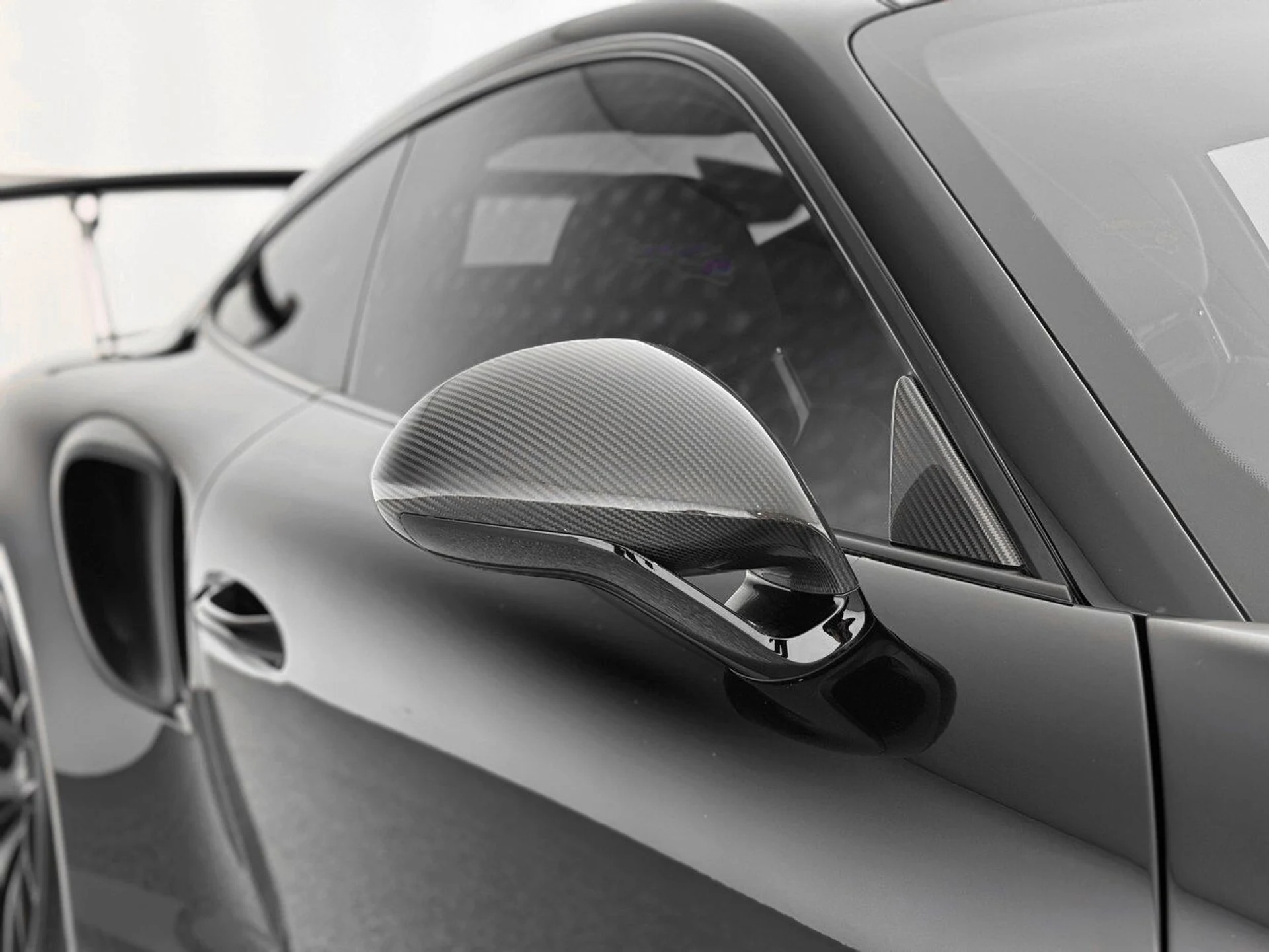 mph039_92705792_3940c7a87fee61994b5994006553950d_d858bf8bd5