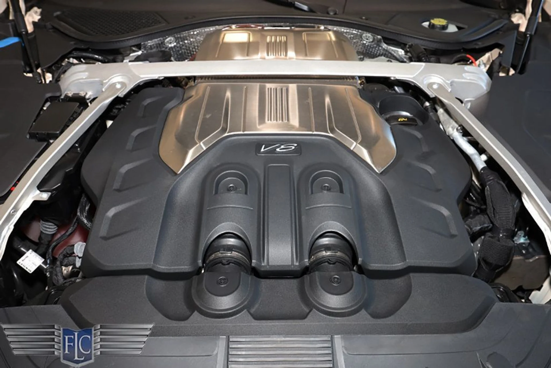 mph039_936440053_used_2022_bentley_continental_gtcv8convertible_9689_23023913_40_1024_e42028f013