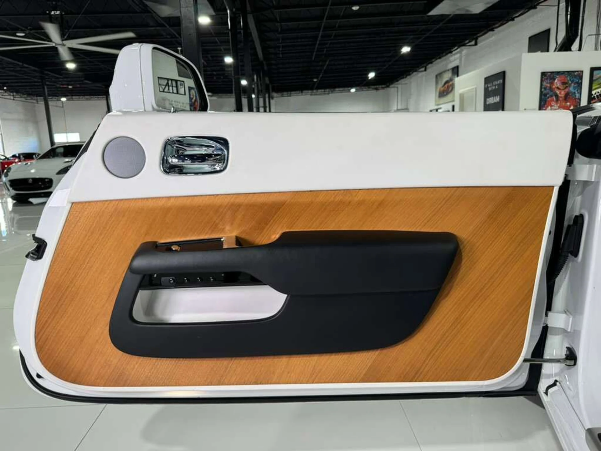 mph039_936754855_5191681646fa526cd69455d0fcff1be8_9217b1a350