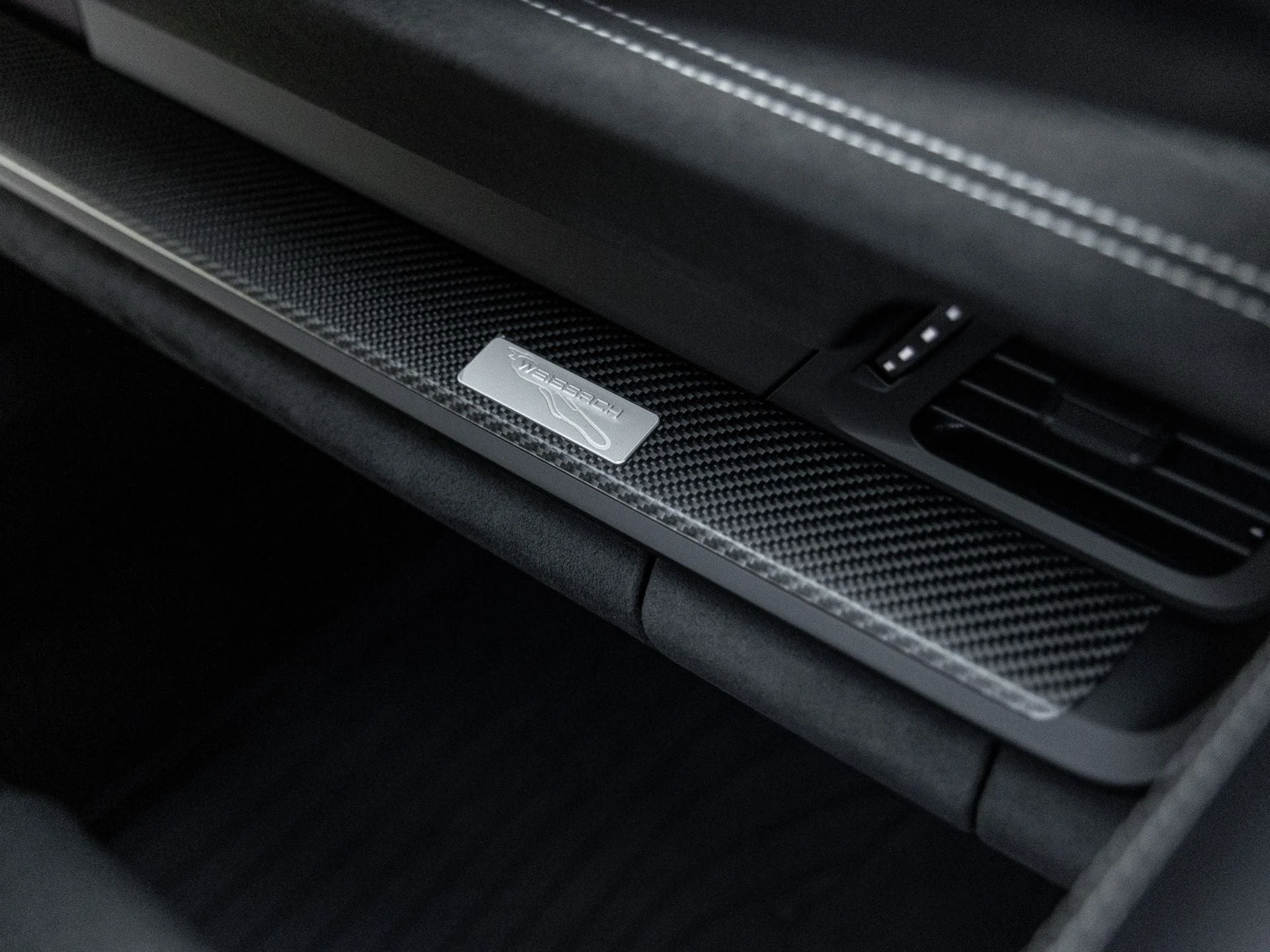 mph039_948659836_40_db77496f03