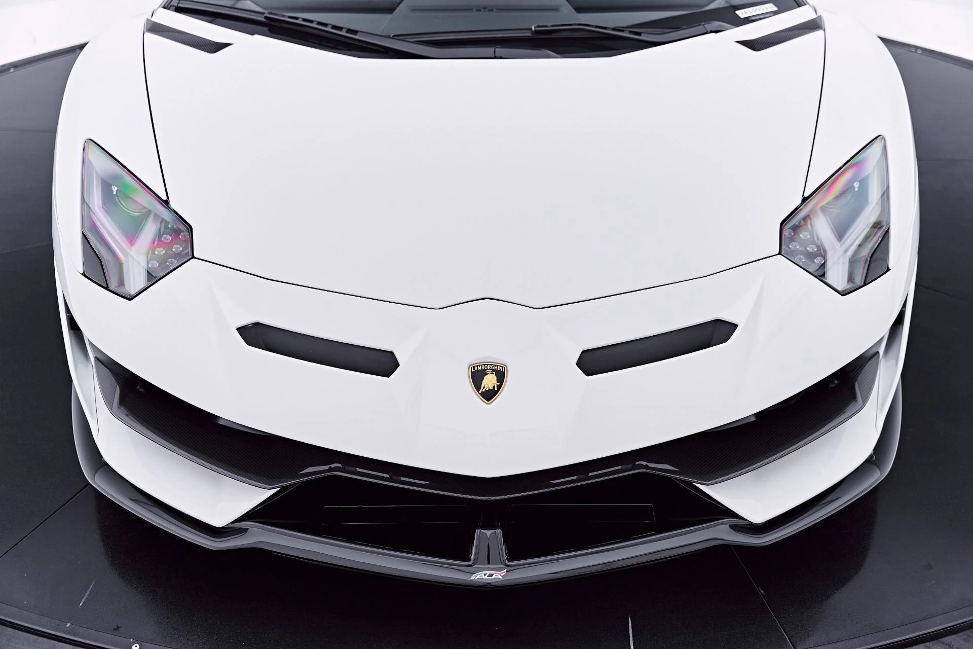 mph039_949604003_Used_2021_Lamborghini_Aventador_SVJ_Base_1784080209_e6efa4c7c0