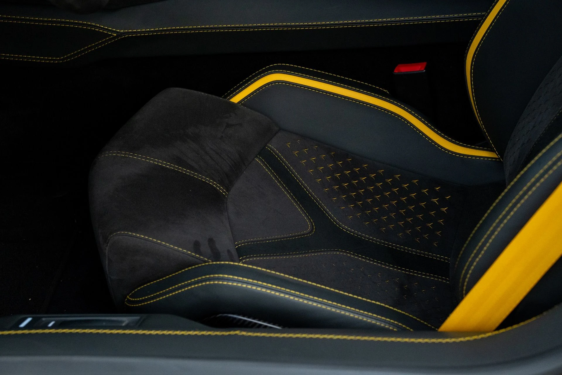 mph039_952944023_Used_2022_Lamborghini_Aventador_LP_780_4_Ultimae_1757714109_93eb9c26dd