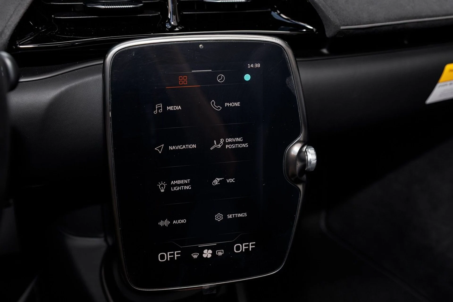 mph039_96000807_658_p40_l_f4aba35890