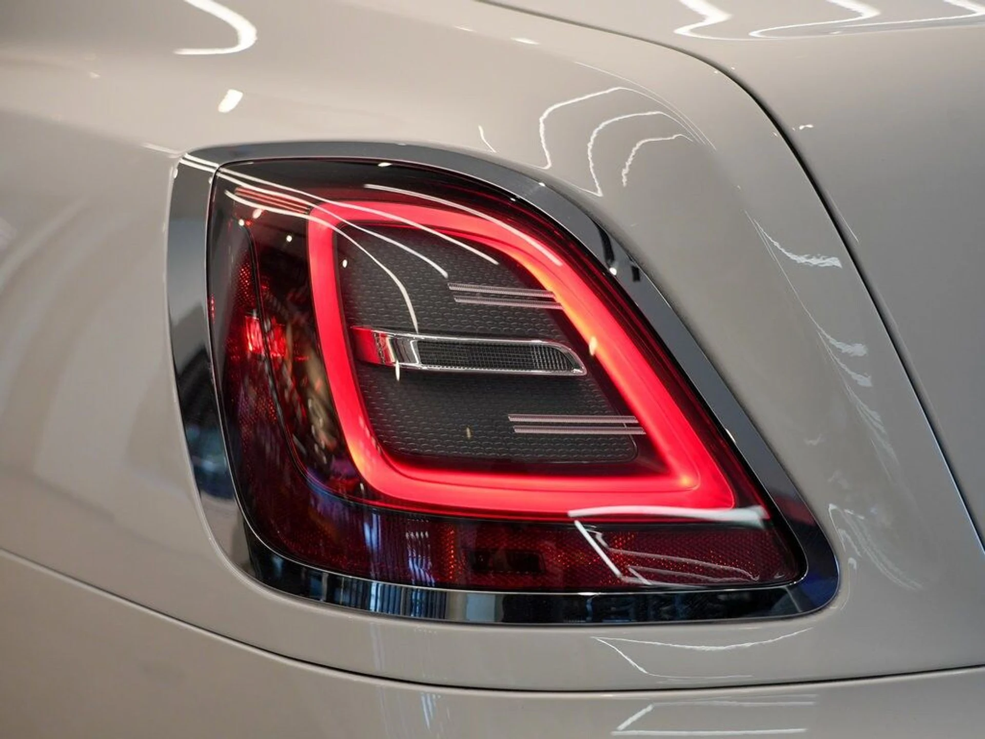 mph039_965501197_e91f039710006bafc0003ff810adaabfx_d64b3c0678