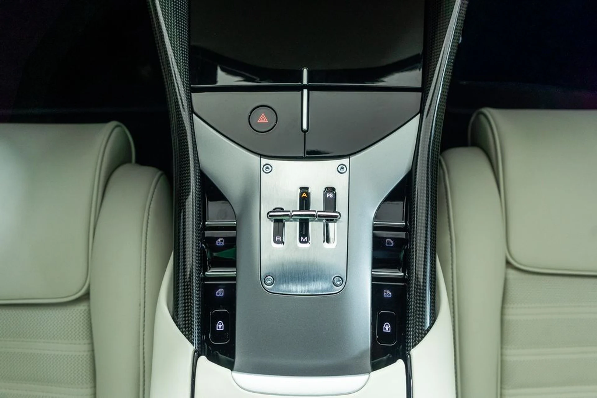 mph039_988858799_40_25998339_69430e4f9a874_f32f6d7d12