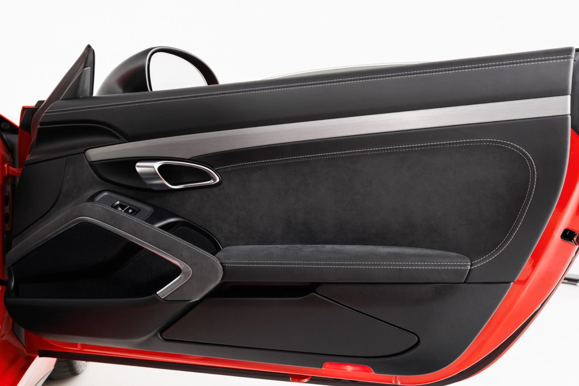 mph039_990003947_Used_2018_Porsche_911_GT_3_1782237124_7542123fa2