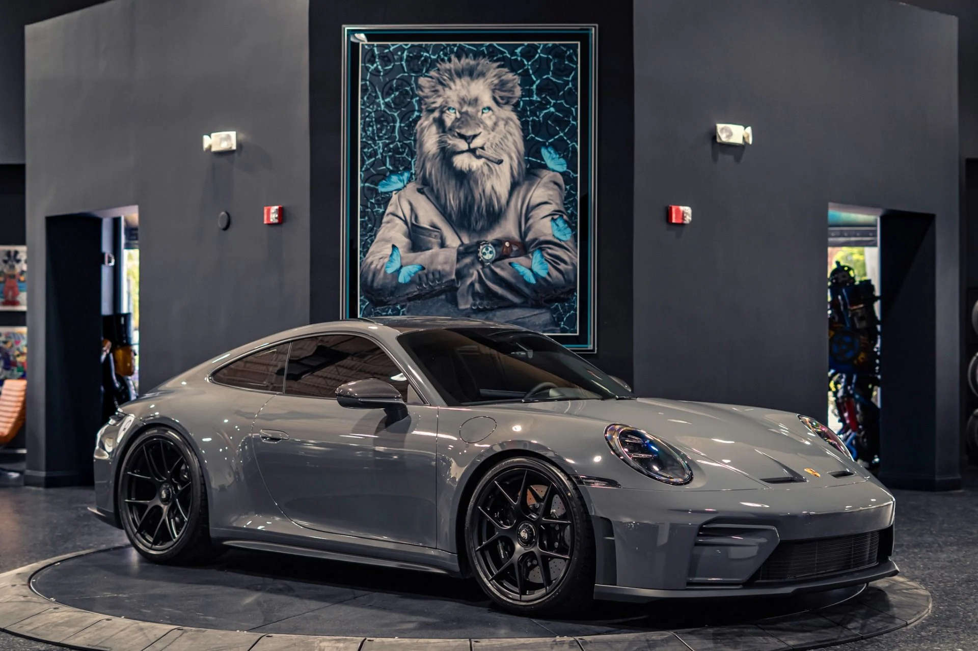 mph039_992557453_Used_2026_Porsche_911_GT_3_Touring_Lightweight_Package_1776110091_f3d4a194a3