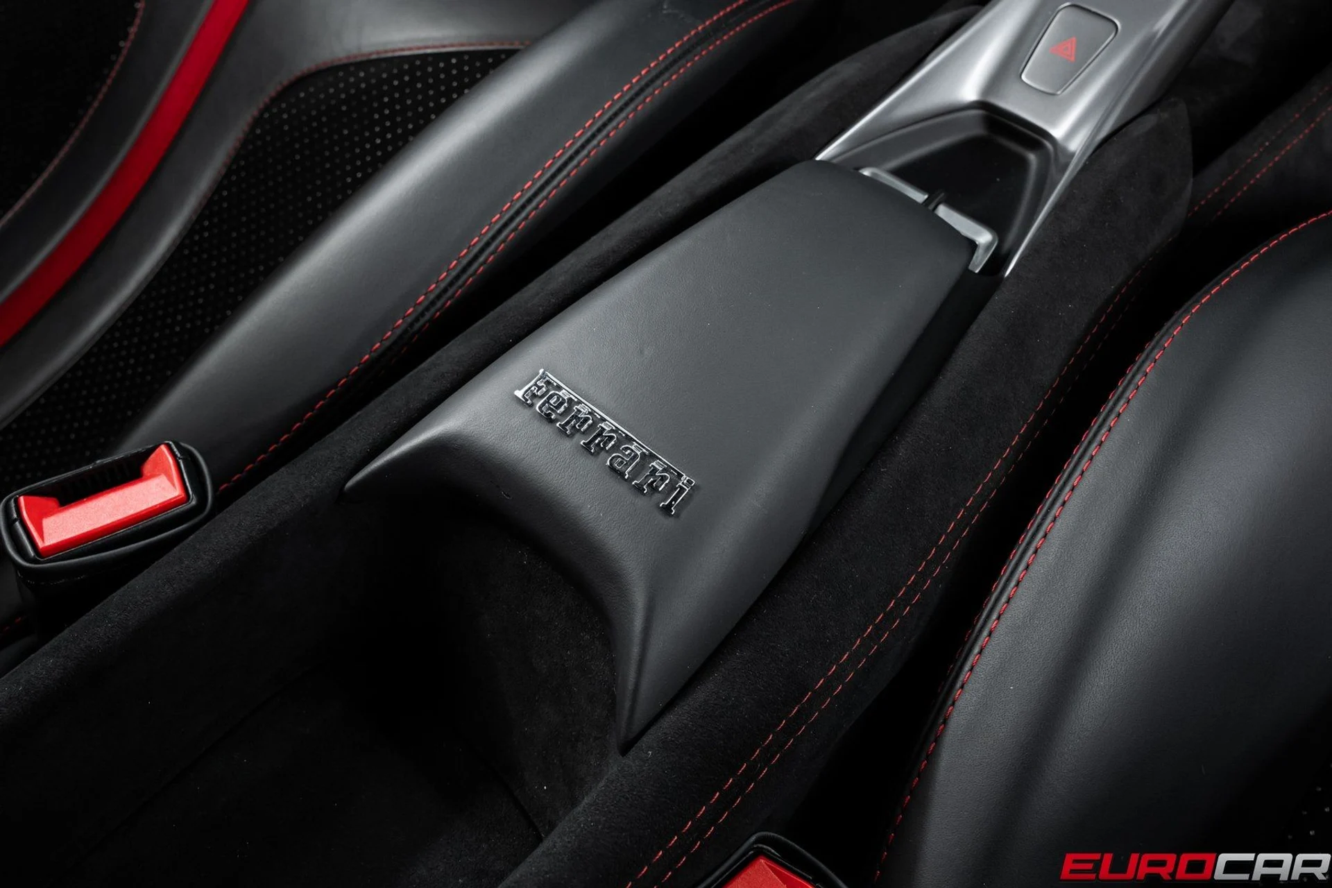 mph039_999957694_image_40_7744b0a008