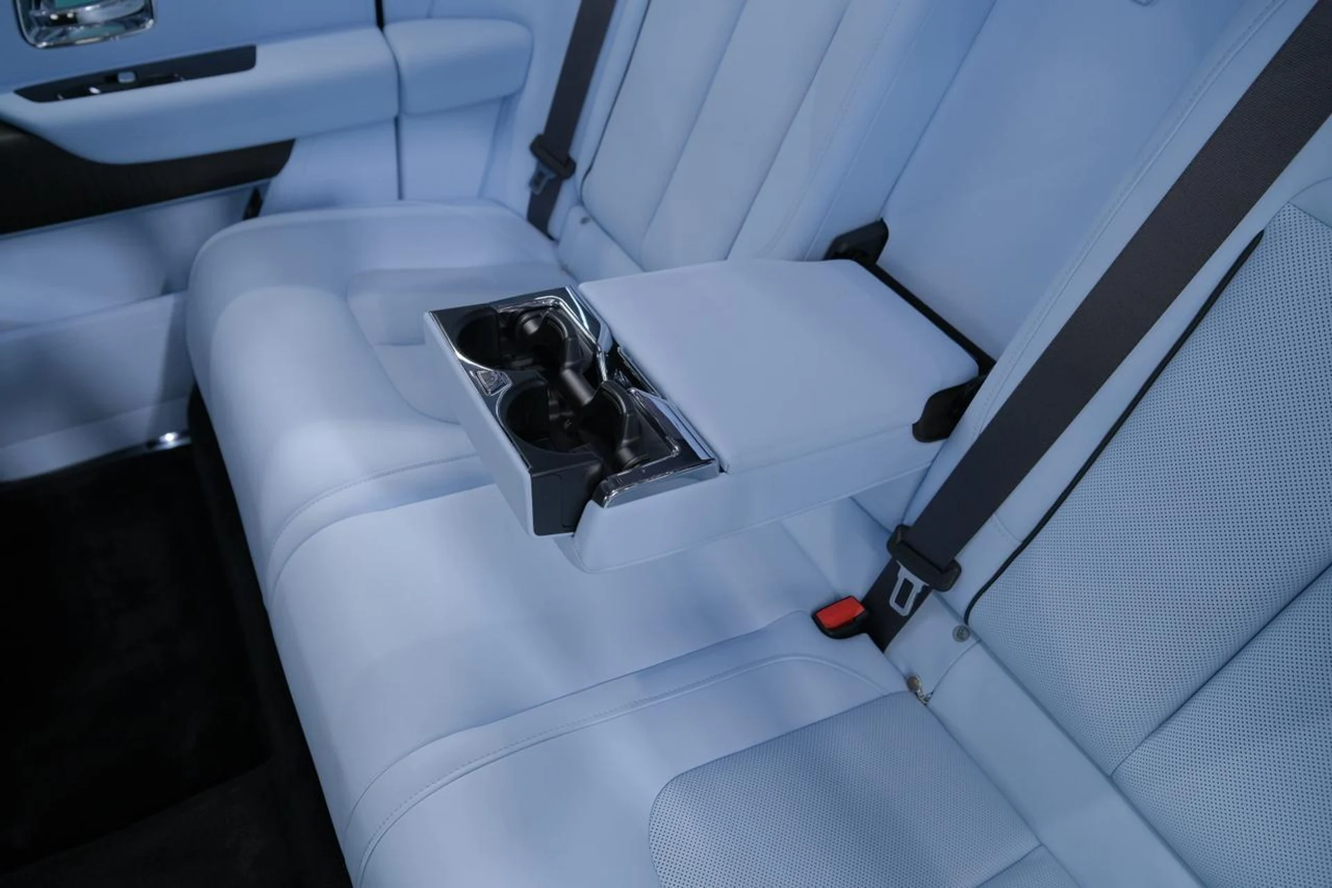 mph040_1002095540_f5cf5213bde9d589437b261544a77480_b610f733ca