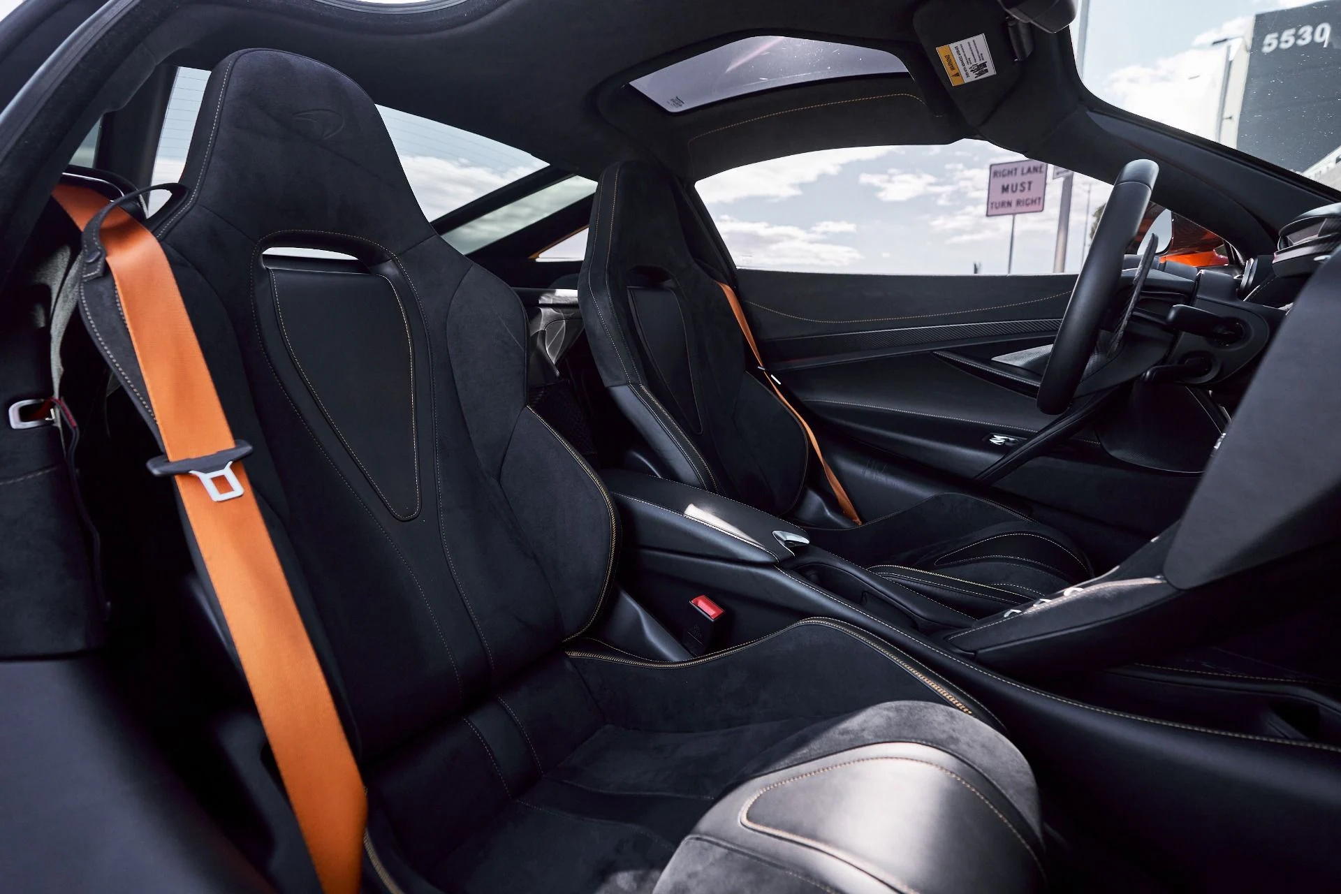 mph040_1005620360_Used_2018_Mc_Laren_720_S_Performance_1764955137_84ff925e5d