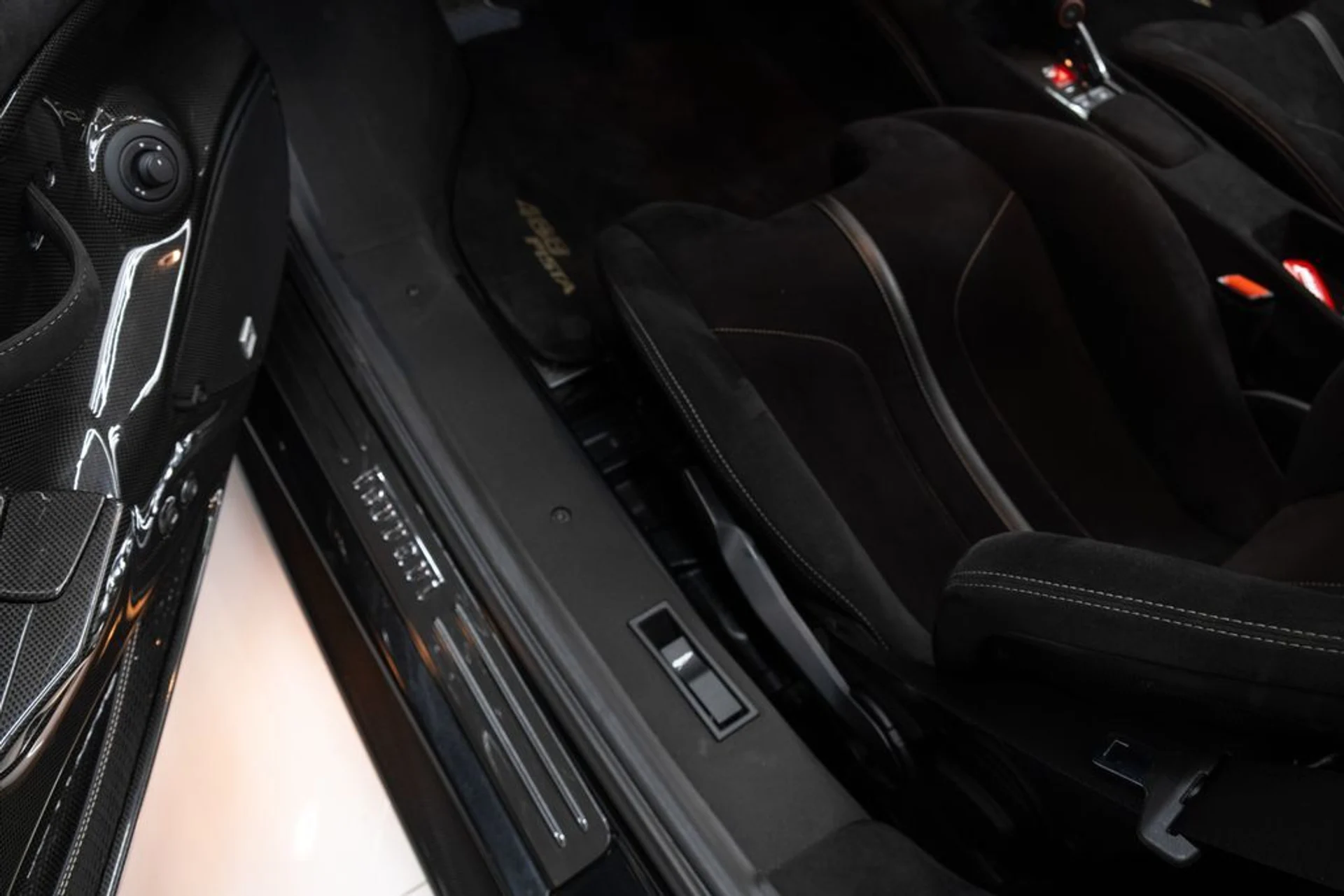 mph040_100921470_3d9bcd0f6f4d0eea3e4a16ca546a4846_d7f68eae41