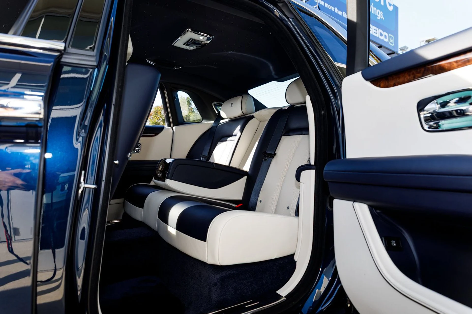 mph040_1013978035_8c99baceabd69b18e680f10be39b59d7x_b94ca012c0