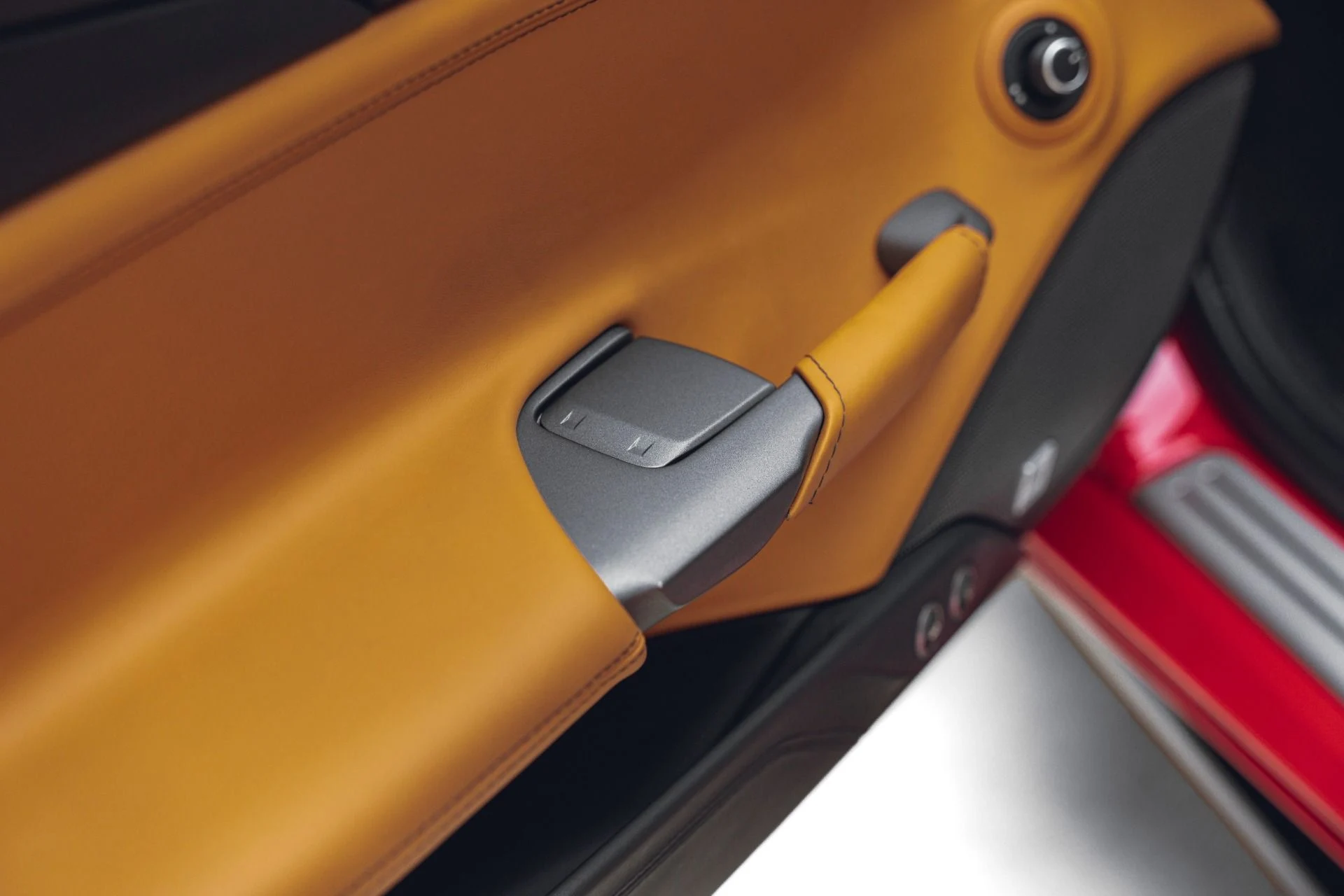 mph040_1020229222_Used_2017_Ferrari_488_GTB_1781799316_35e15320dd