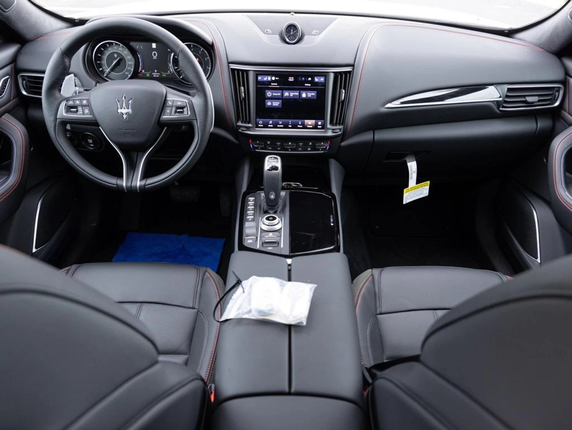 mph040_1028454886_478444804_692f06660d1b9ac3fcfb9c82_47edc2ed46