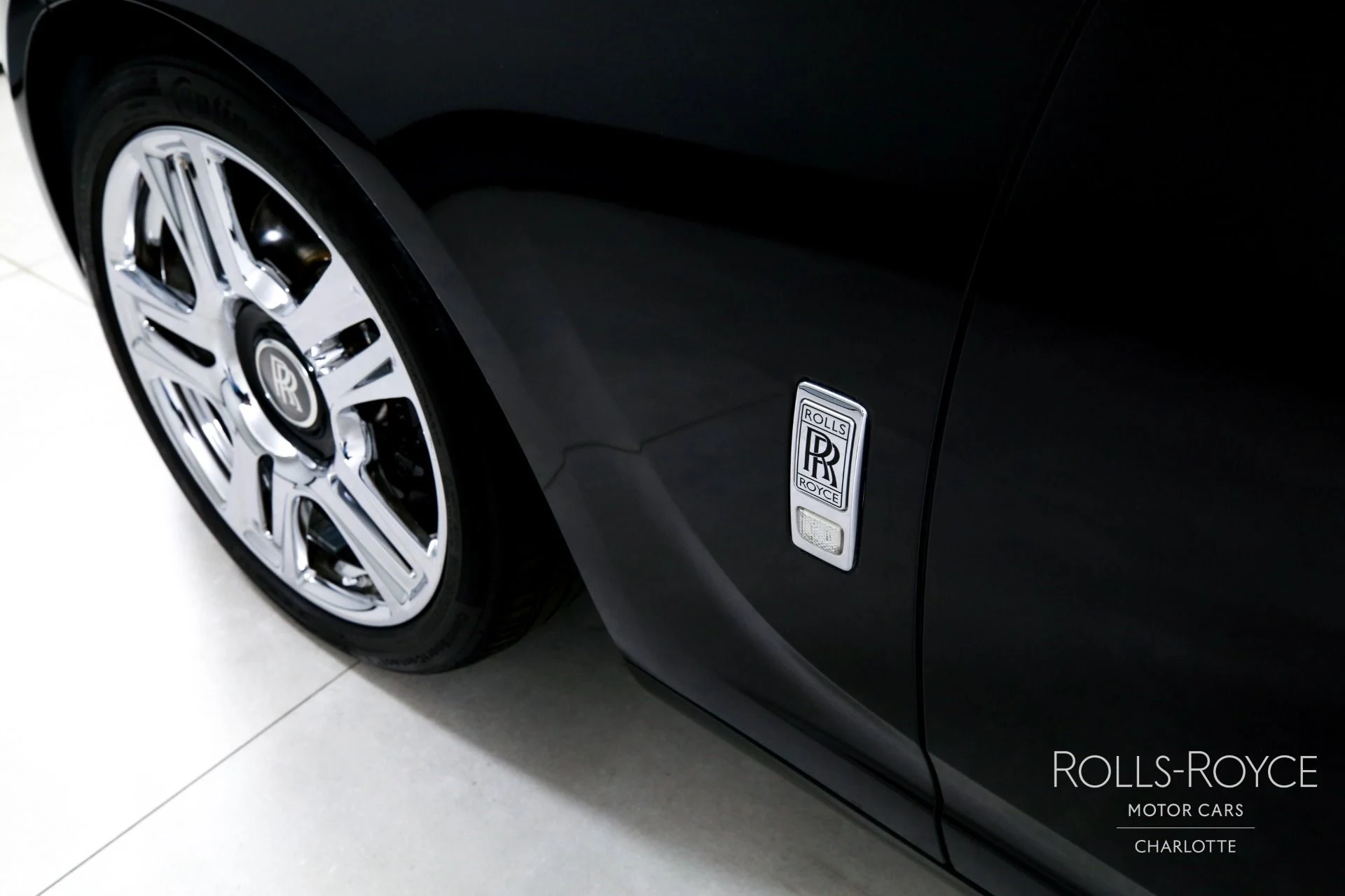 mph040_1031974108_Used_2015_Rolls_Royce_Ghost_1769450770_9654c48b57