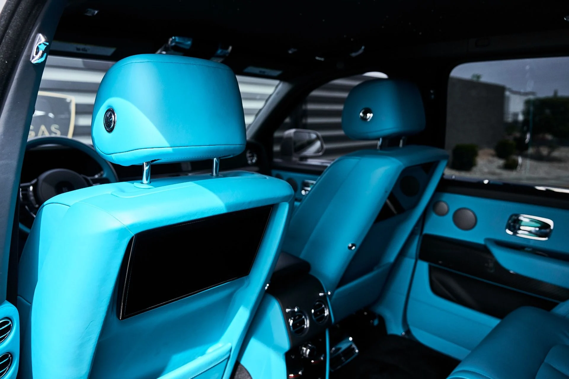 mph040_1032098043_Used_2025_Rolls_Royce_Cullinan_Black_Badge_1774912508_a3af210c44