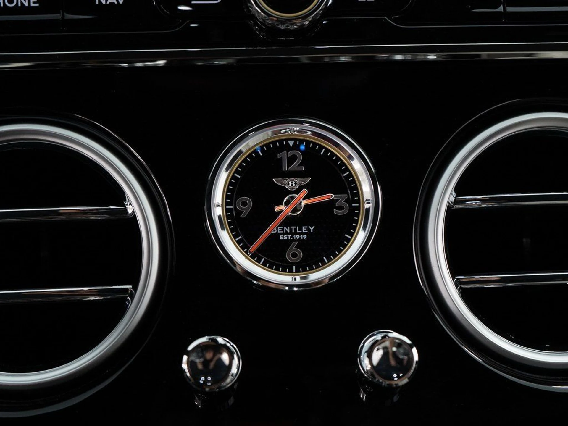 mph040_1046642667_e82acd14d121b598885fbf654270ef54_292543c5a6