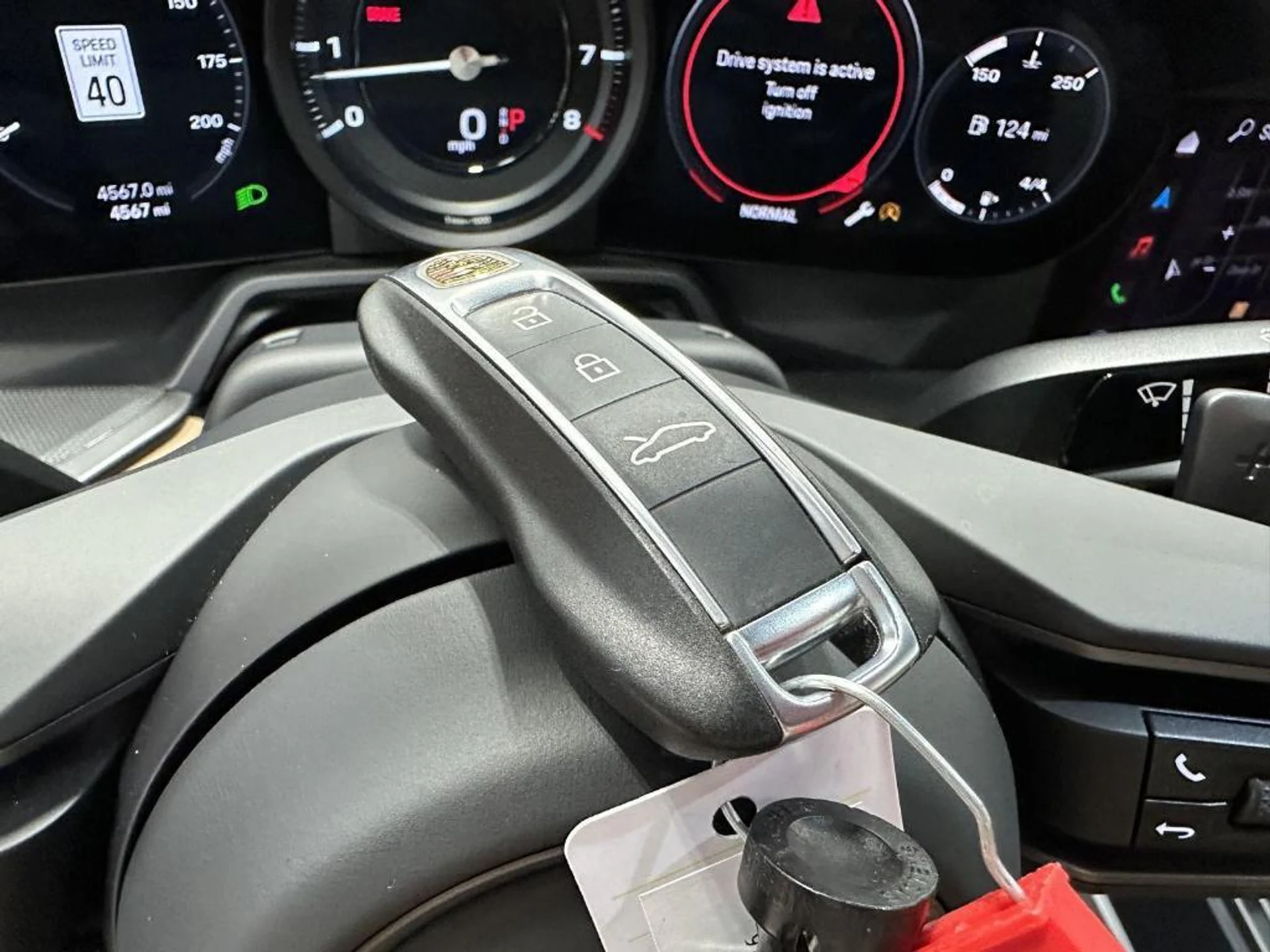 mph040_1053666229_e_6_Eo_Obl_Dkt_W2_LS_8_P_Rume_Os_YI_3_I_c0f087b2b5