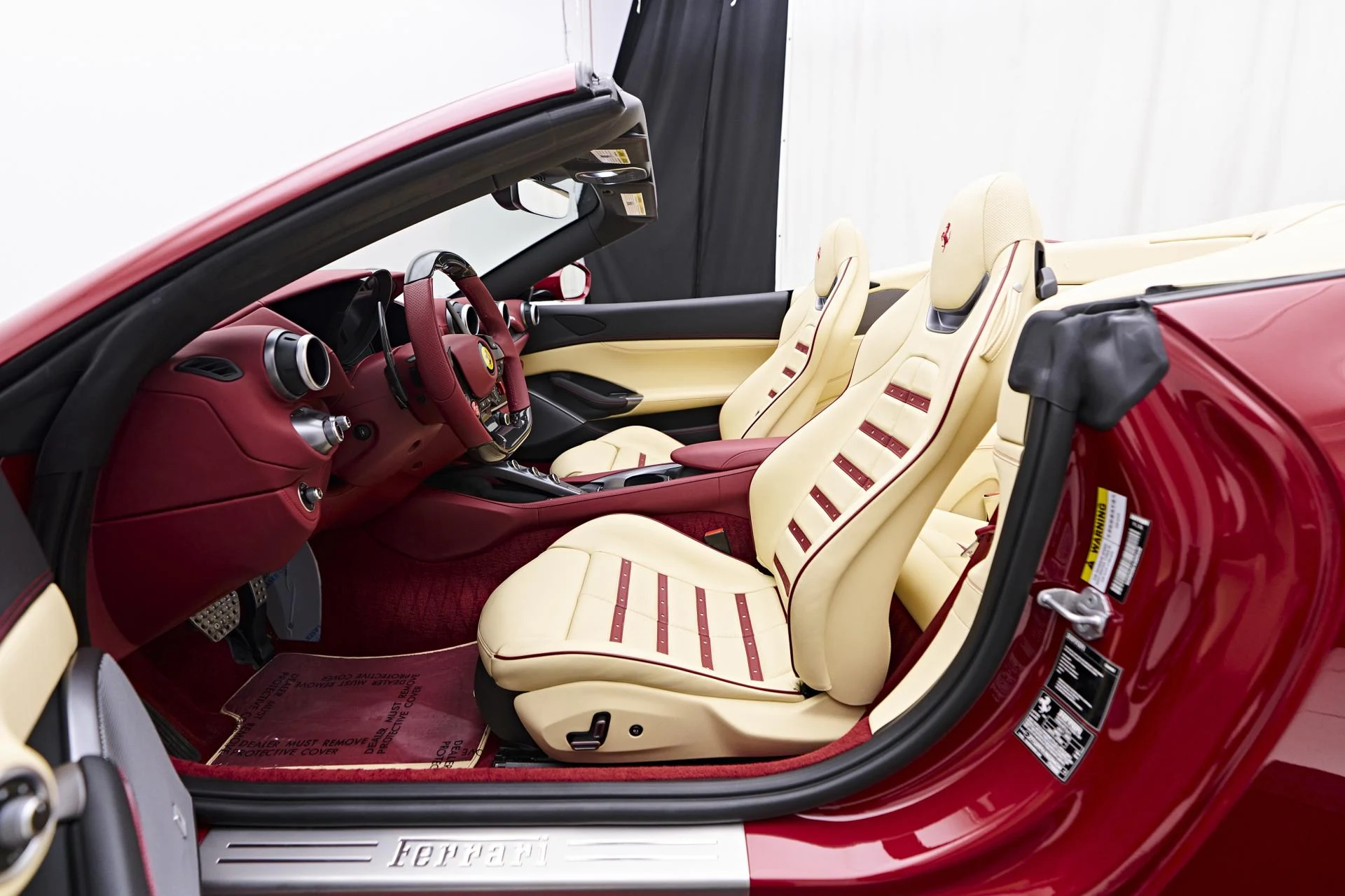 mph040_1060180813_Used_2022_Ferrari_Portofino_Base_1752263914_e231da19d2
