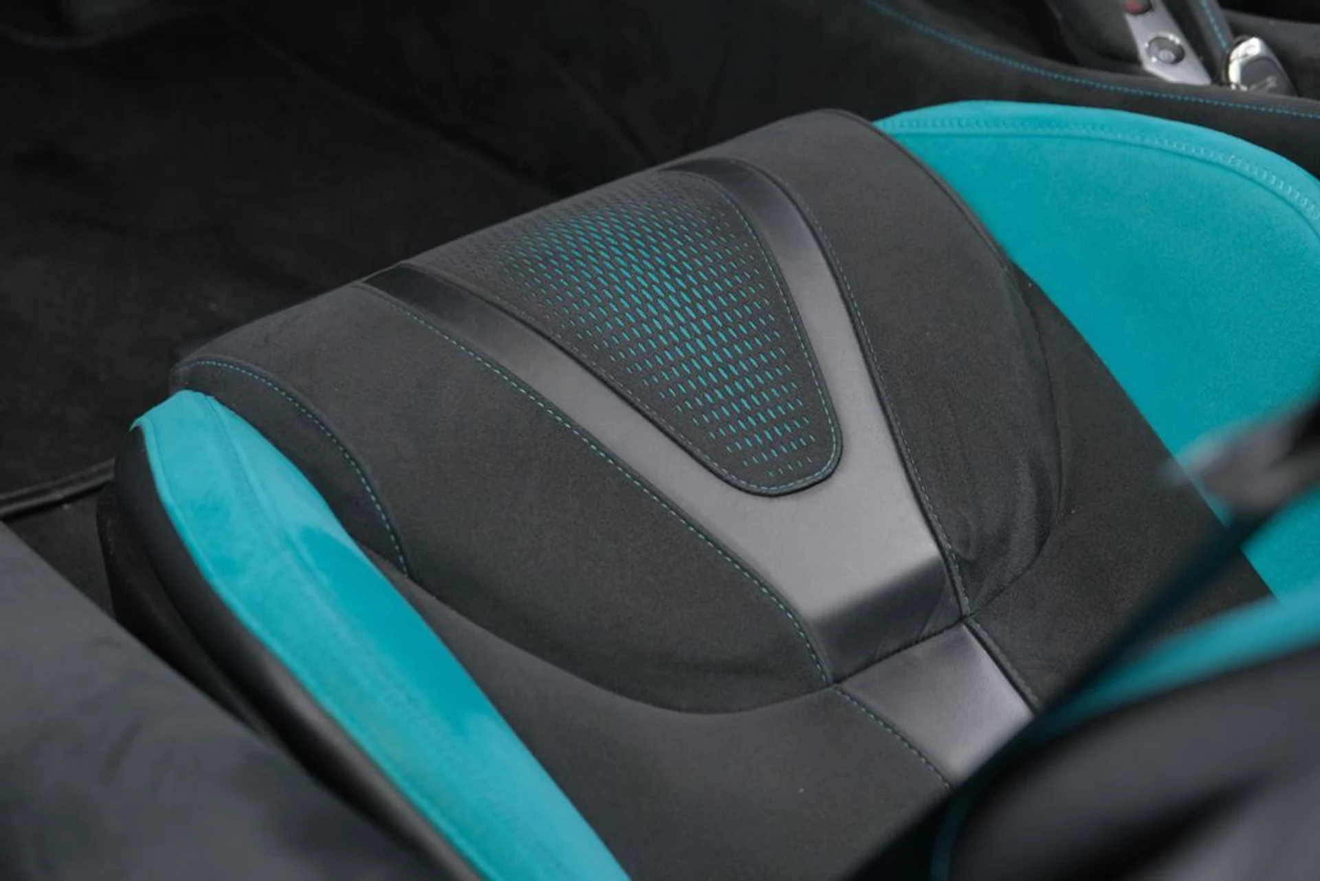 mph040_1061656772_38e752bf3cc58e2ed47ef5076883fca7_64bb8f9fa2