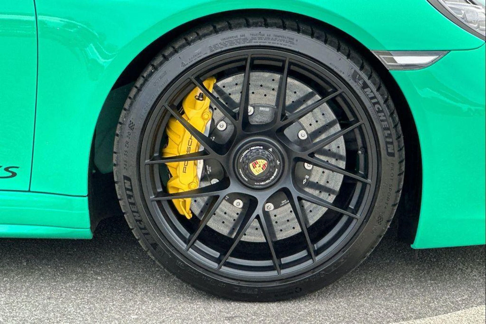 mph040_1063938500_k_S_Cy_V_Zgt_D_Vg_GD_4_Bh_L_Ih_W55_F4tl_A_e61b34c2cd