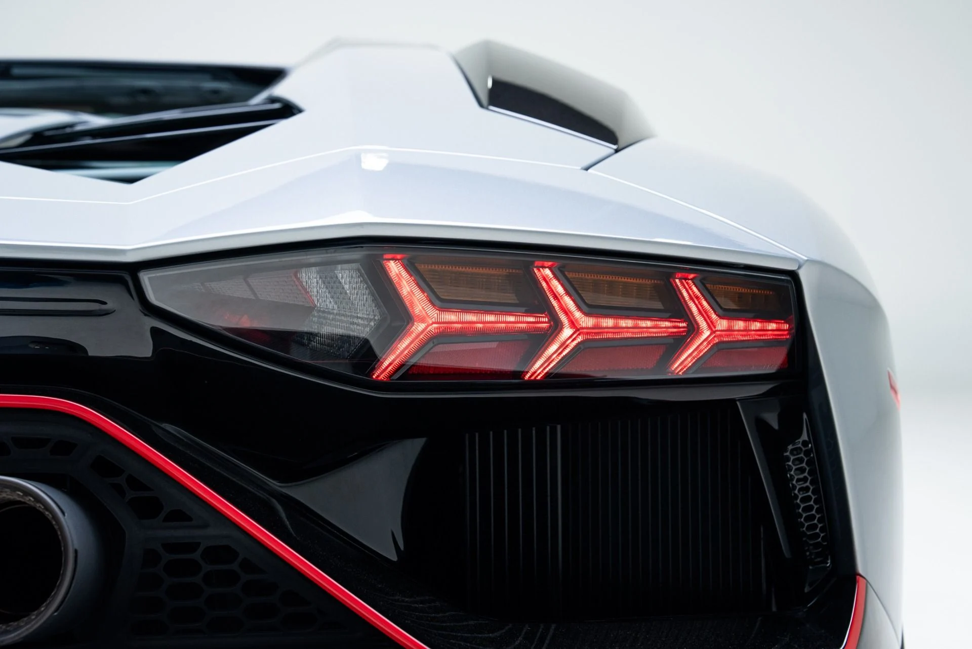 mph040_1064999511_Used_2022_Lamborghini_Aventador_LP_780_4_Ultimae_1773941159_6cebca8e7d