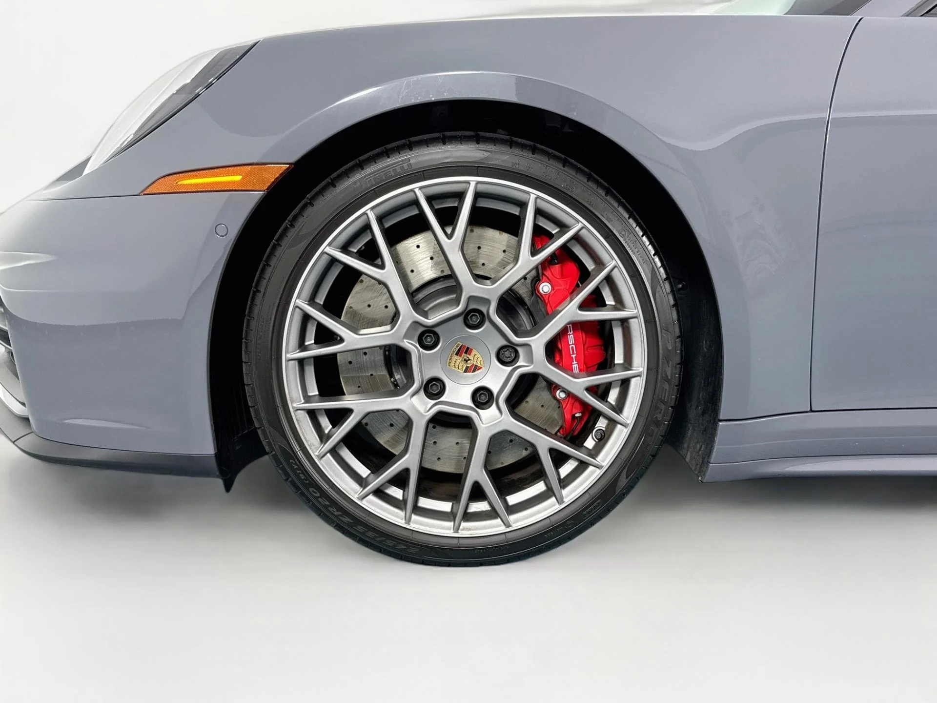 mph040_1072080391_Used_2025_Porsche_911_Carrera_S_1785951042_e5da860273