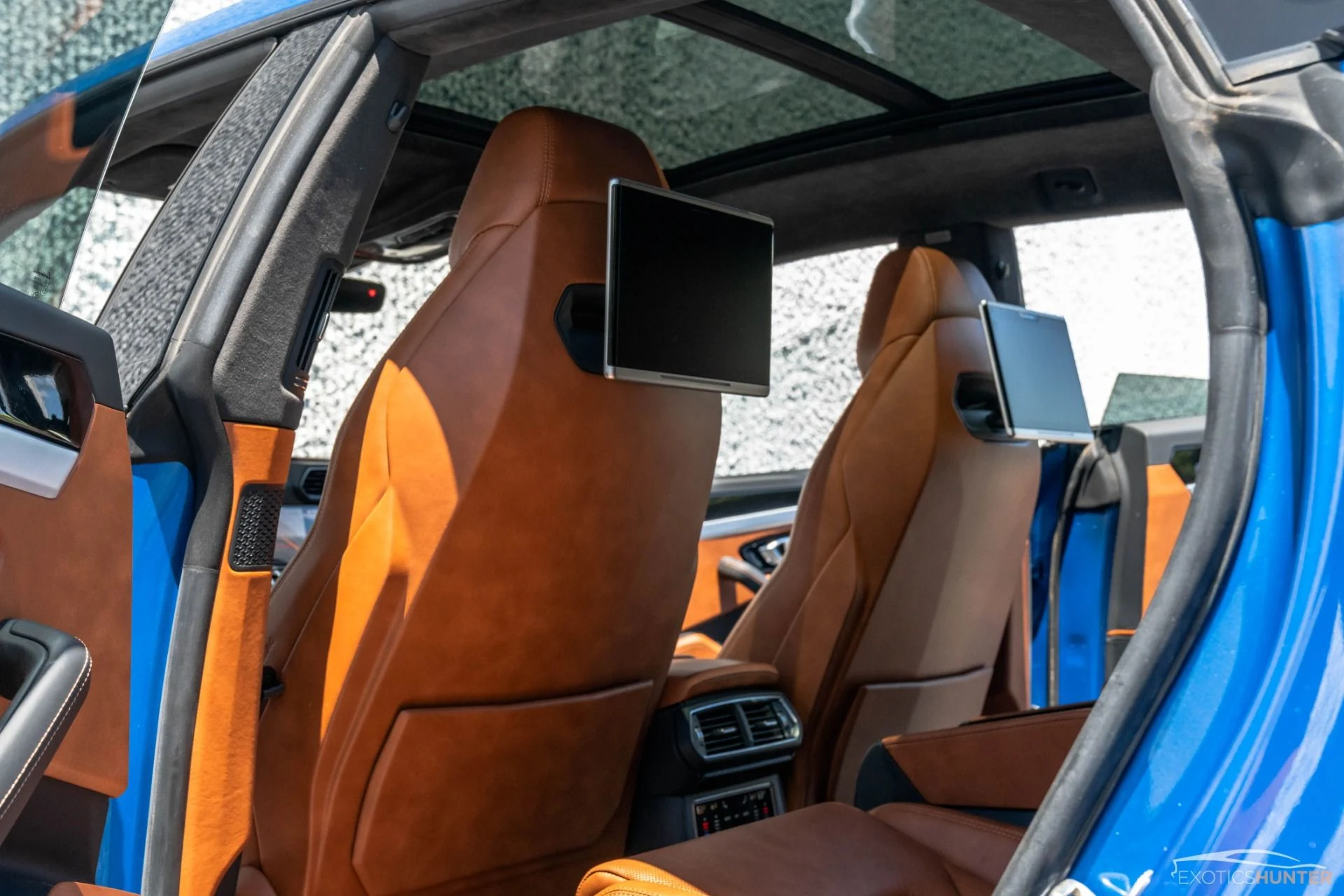 mph040_1077881697_Used_2019_Lamborghini_Urus_HIGH_266_K_Sticker_w_EVERY_Desirable_Option_1683572182_60ad3ec589