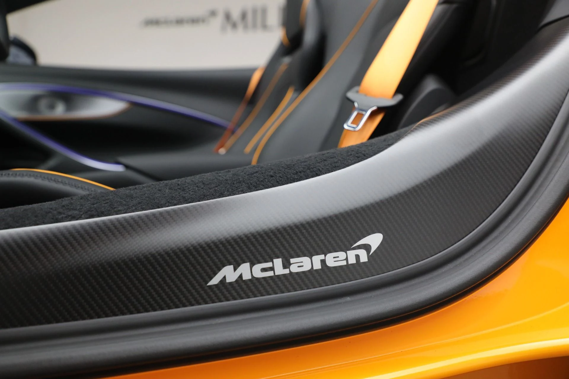 mph040_1082613136_New_2026_Mc_Laren_Artura_Spider_Tech_Lux_478aa3bccb