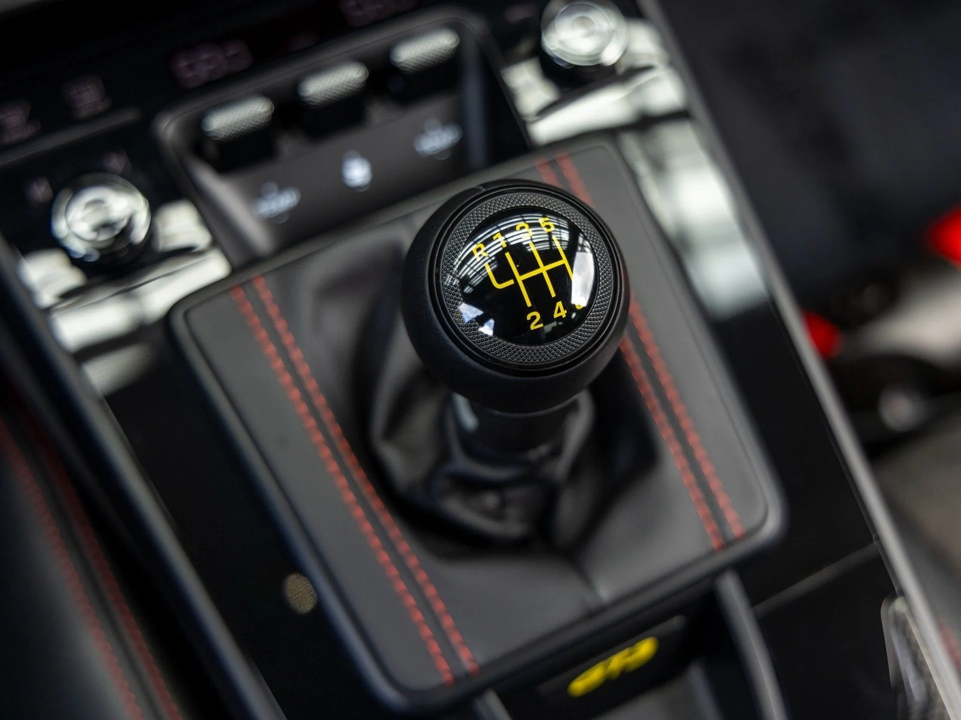 mph040_1084215956_41_f17b70655e