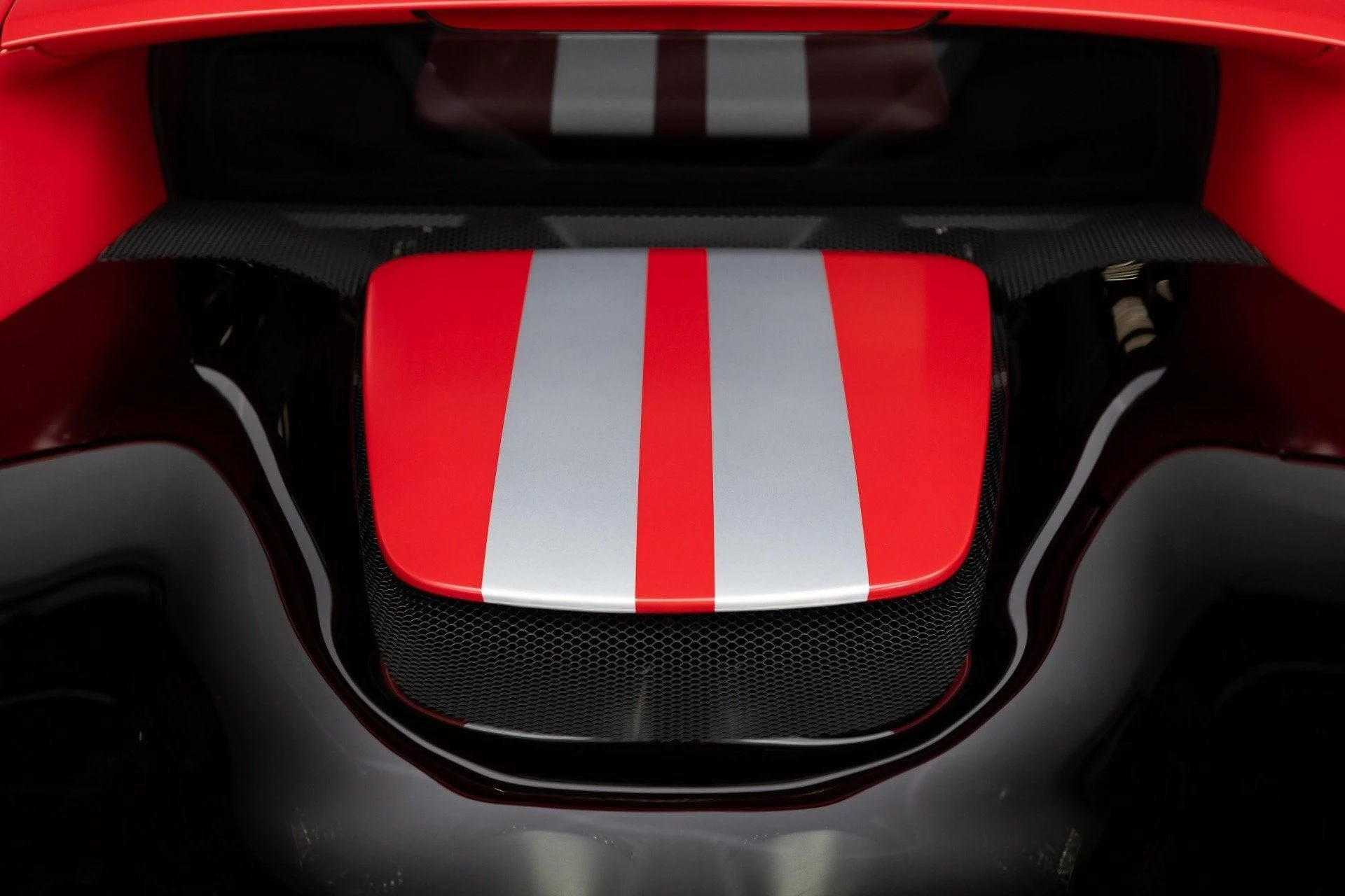 mph040_1089112870_Used_2024_Ferrari_296_GTB_1777367543_2523579961