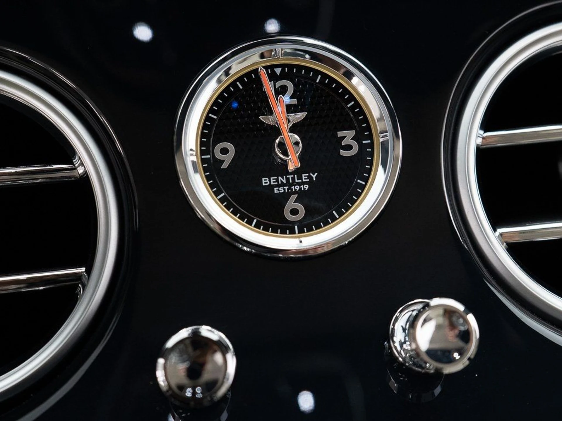 mph040_1097513306_b533e9434b1189a3ff676748f2b67d13_a023ec910f